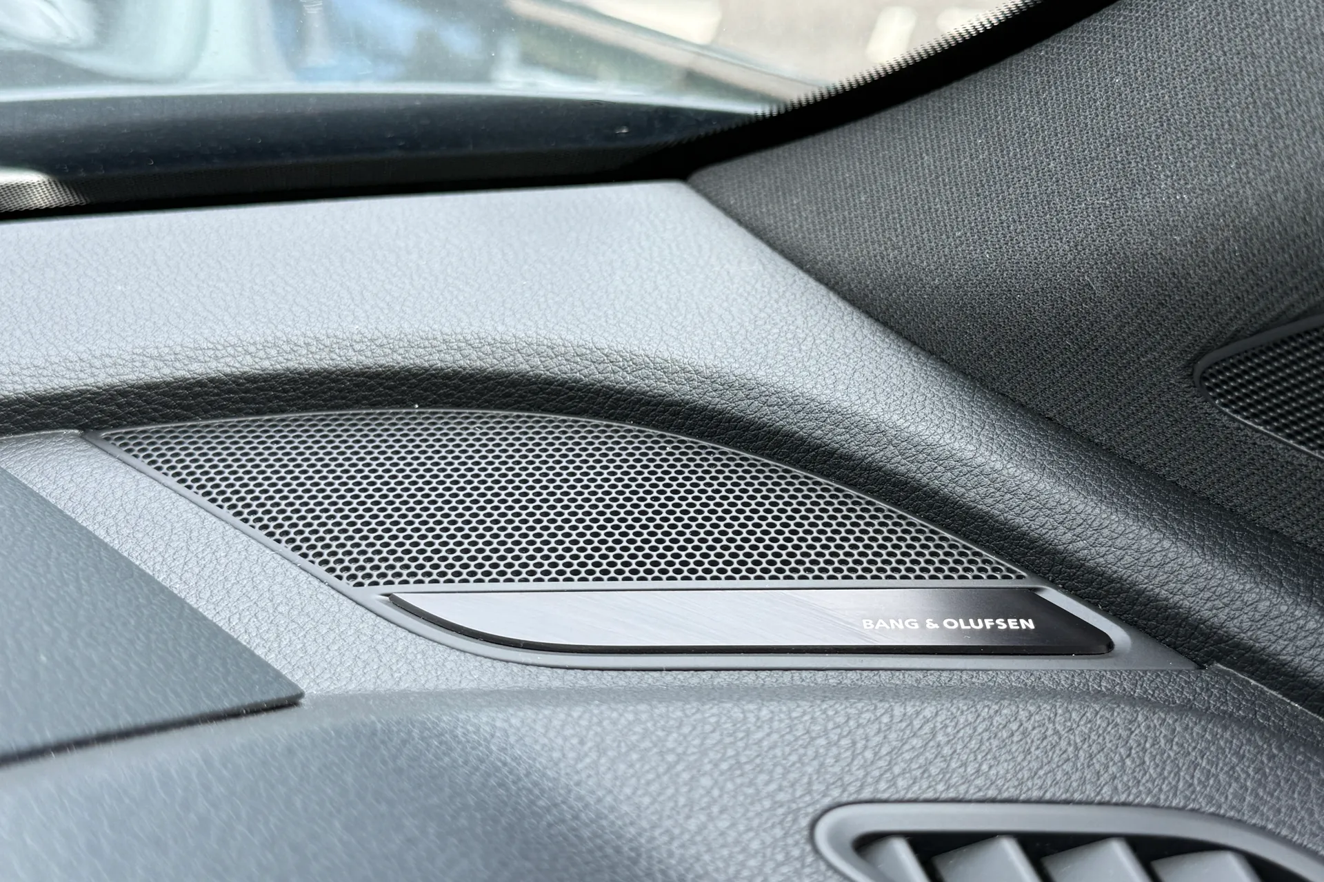 Audi Q5 thumbnail image number 48