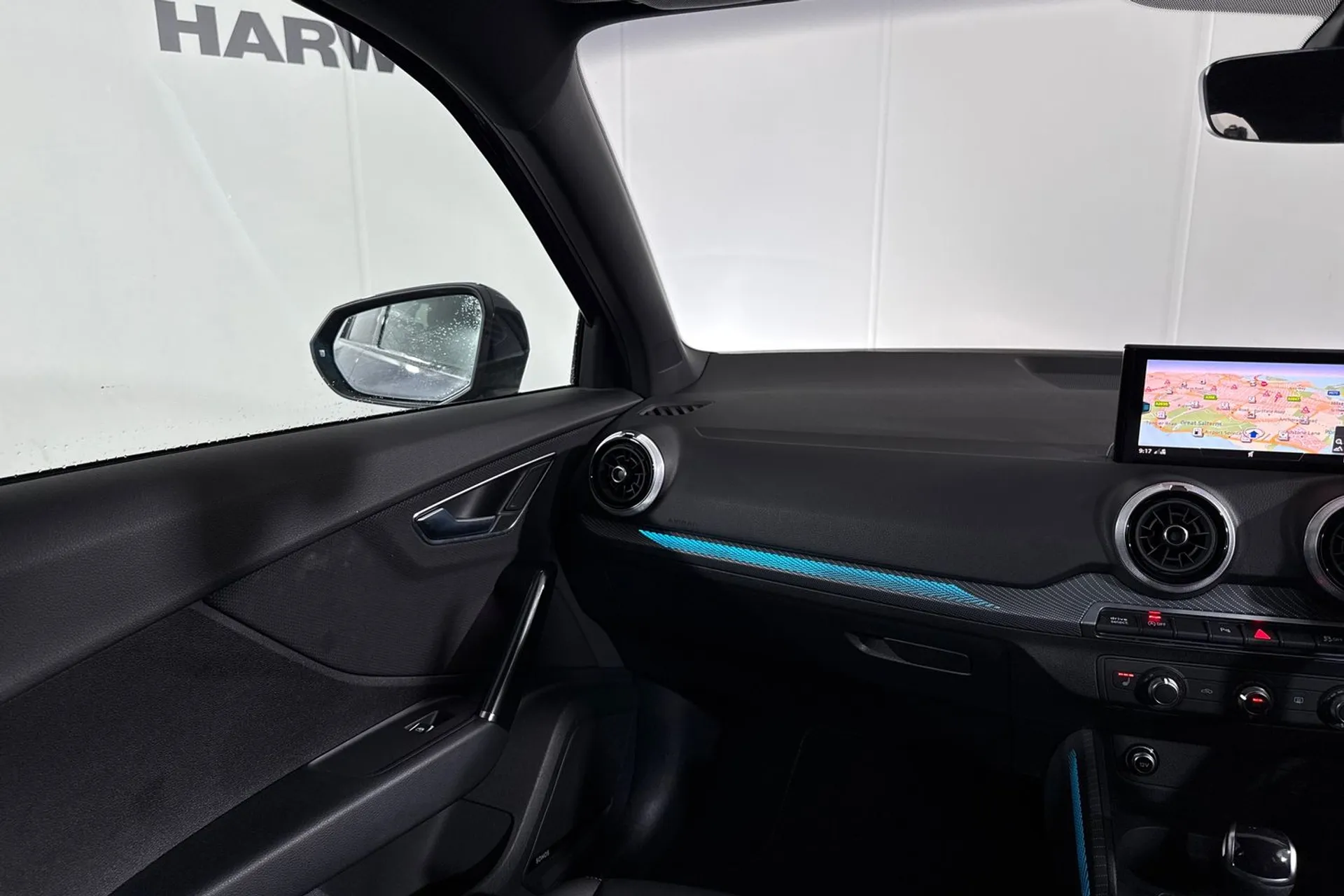 Audi Q2 thumbnail image number 38