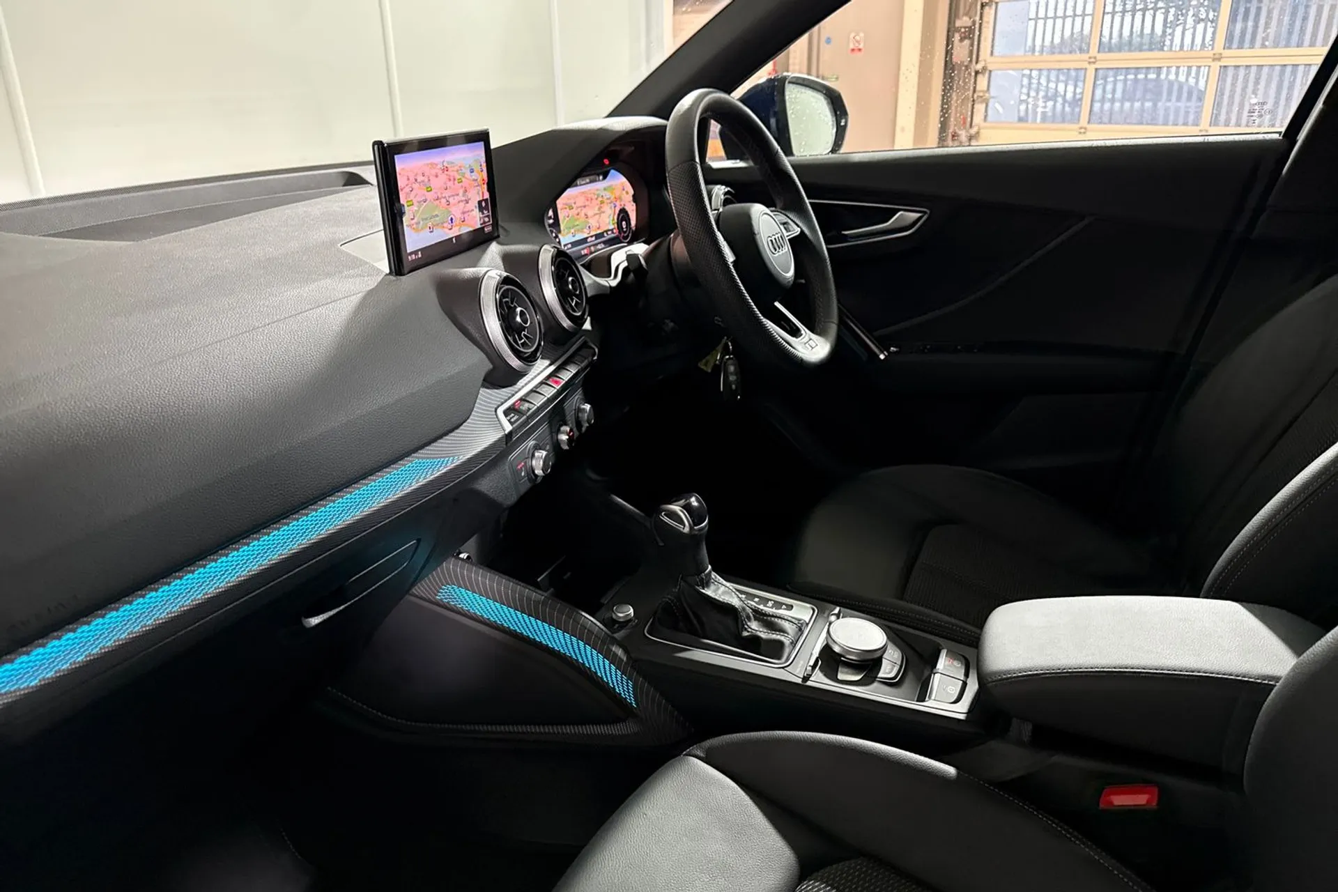 Audi Q2 thumbnail image number 24