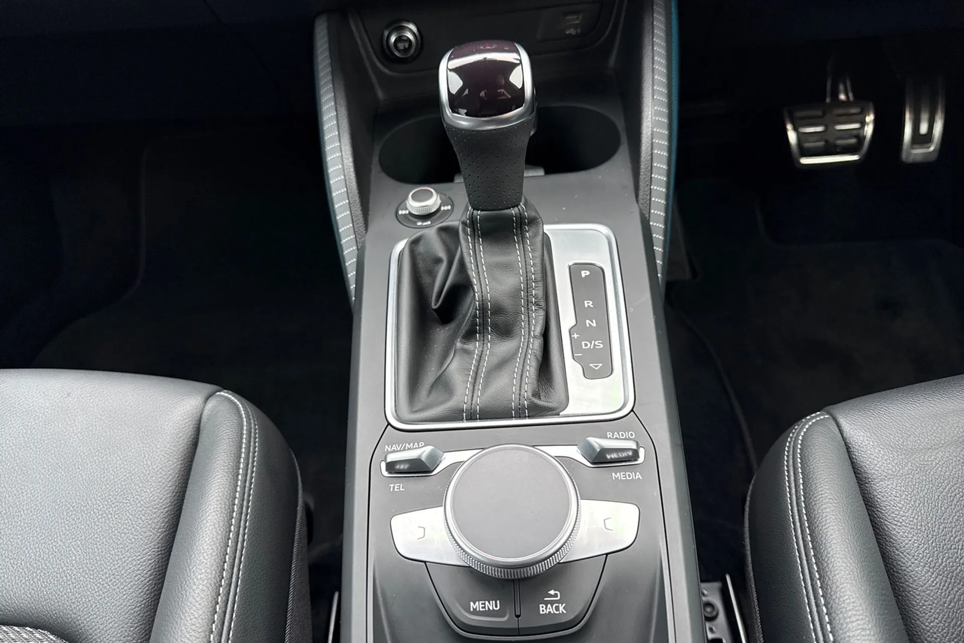 Audi Q2 thumbnail image number 43