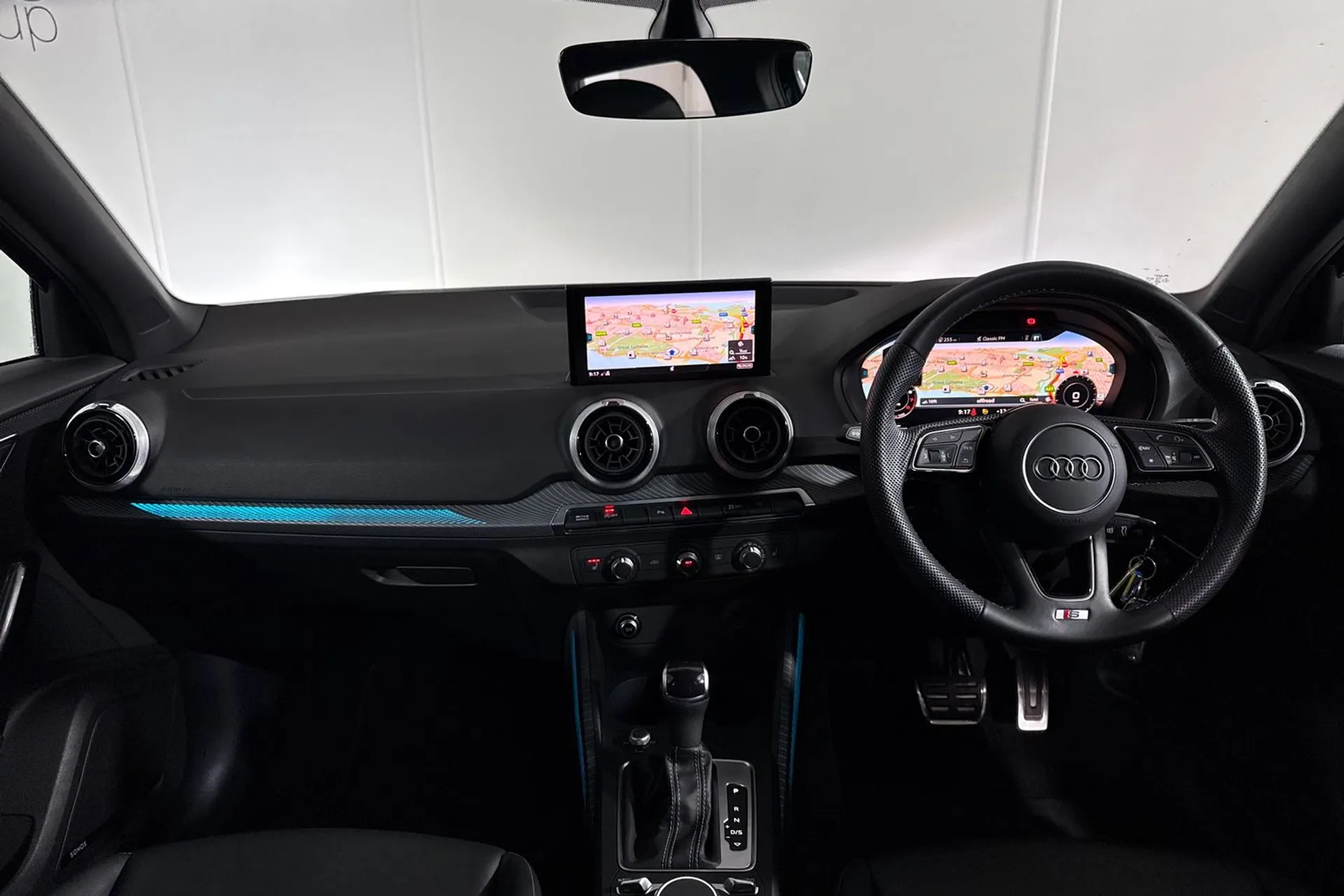 Audi Q2 thumbnail image number 3