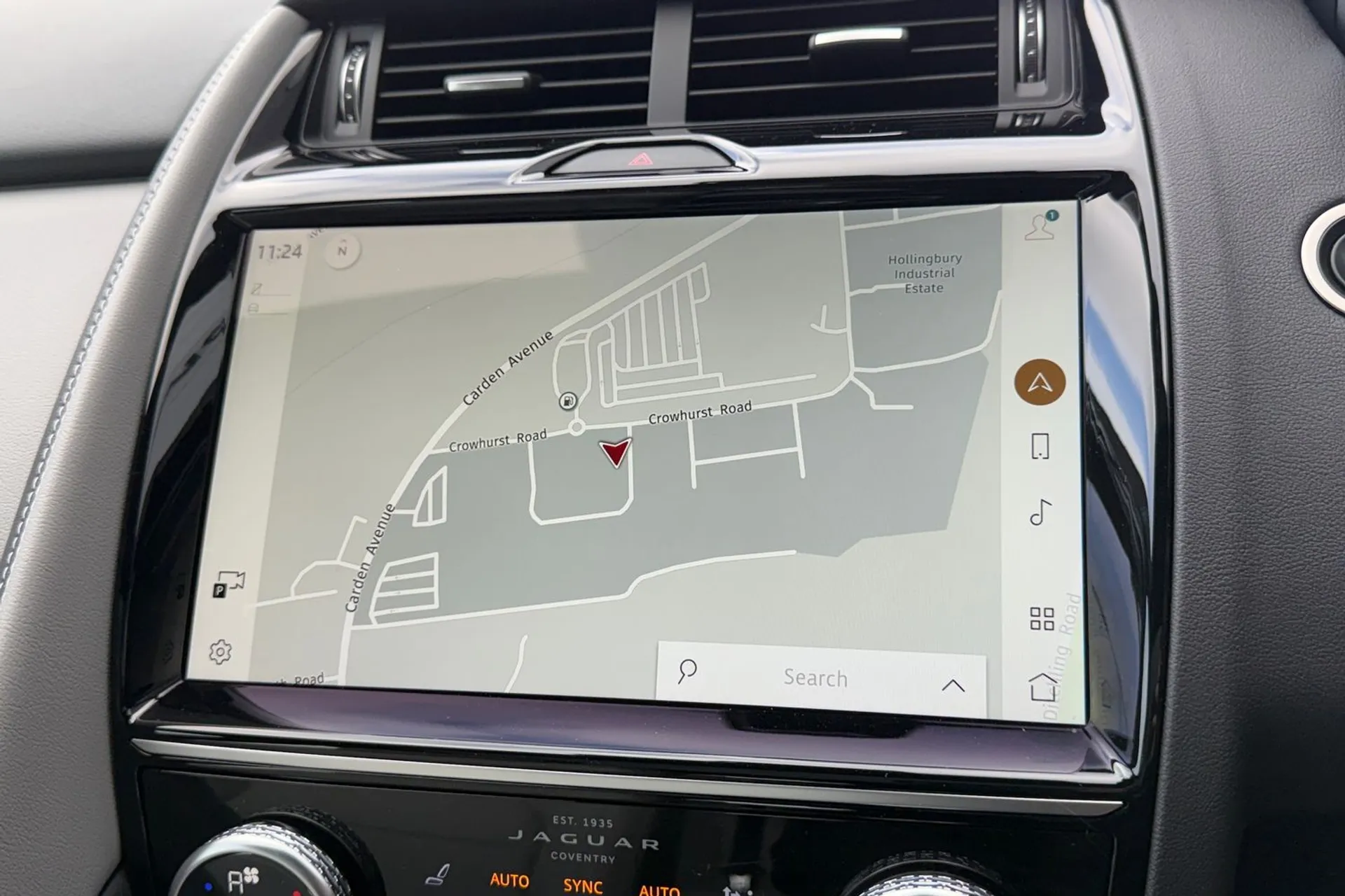 Jaguar E-PACE thumbnail image number 6