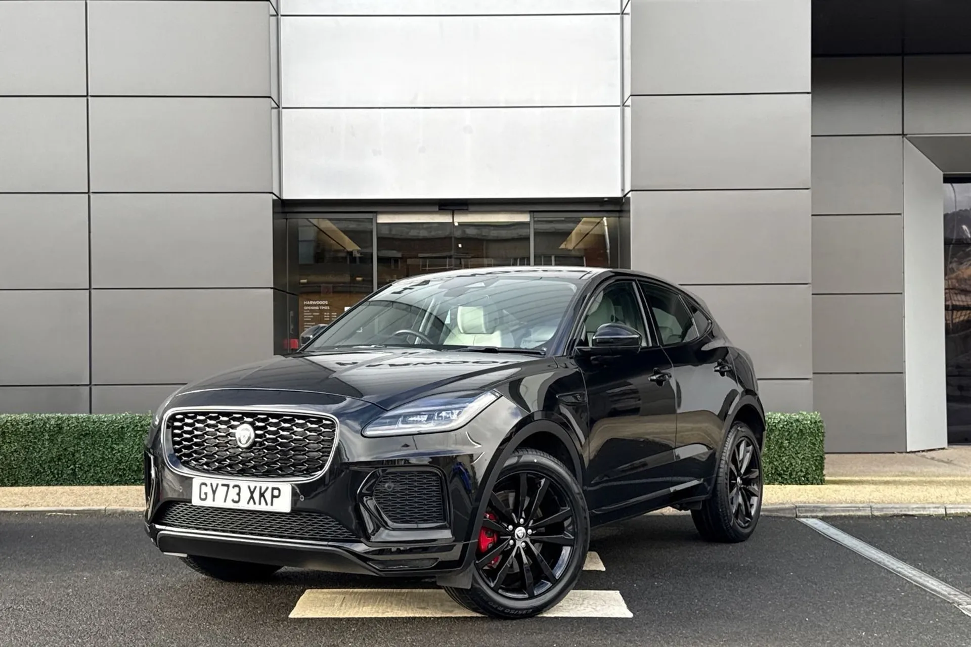 Jaguar E-PACE thumbnail image number 8