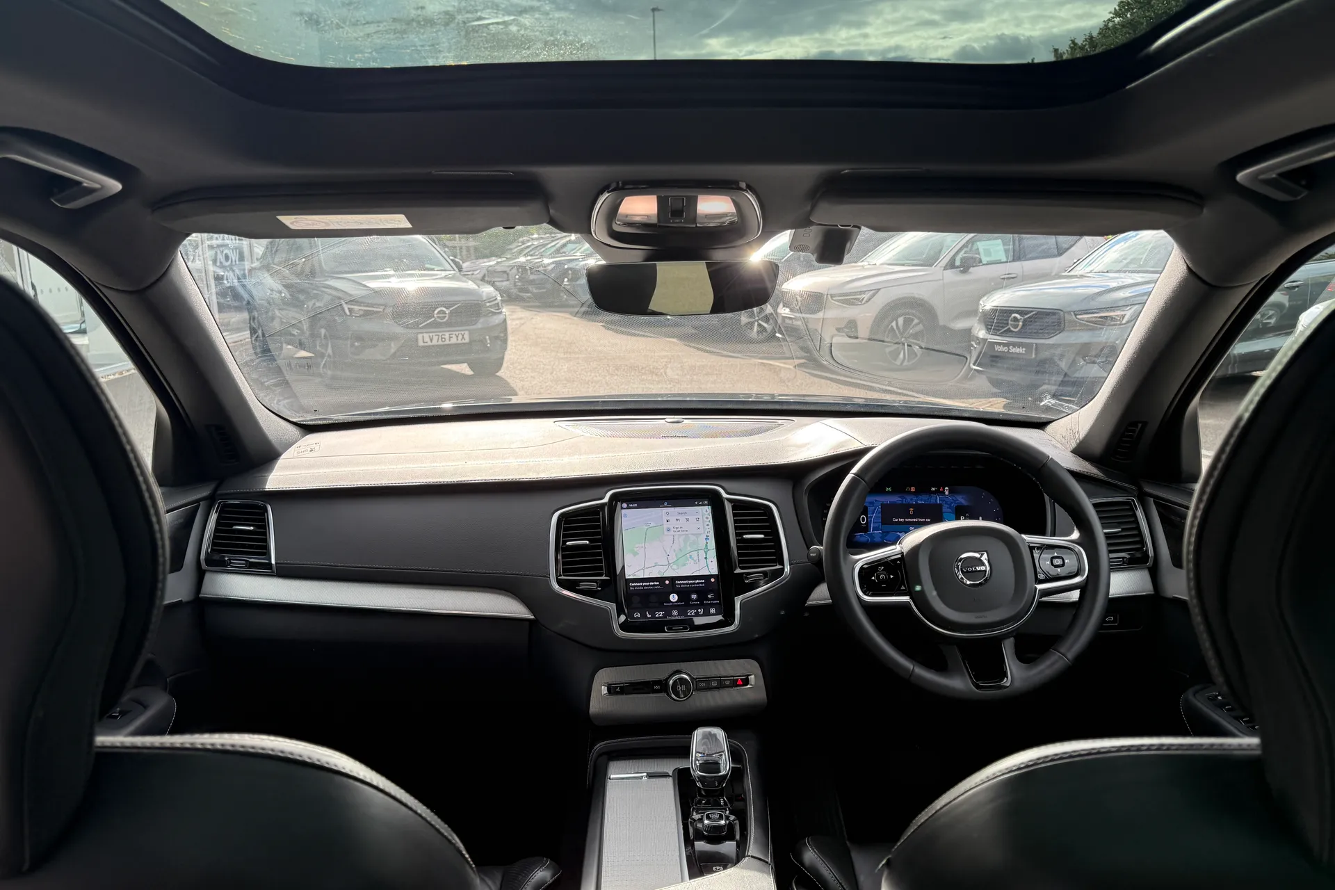 Volvo XC90 thumbnail image number 3