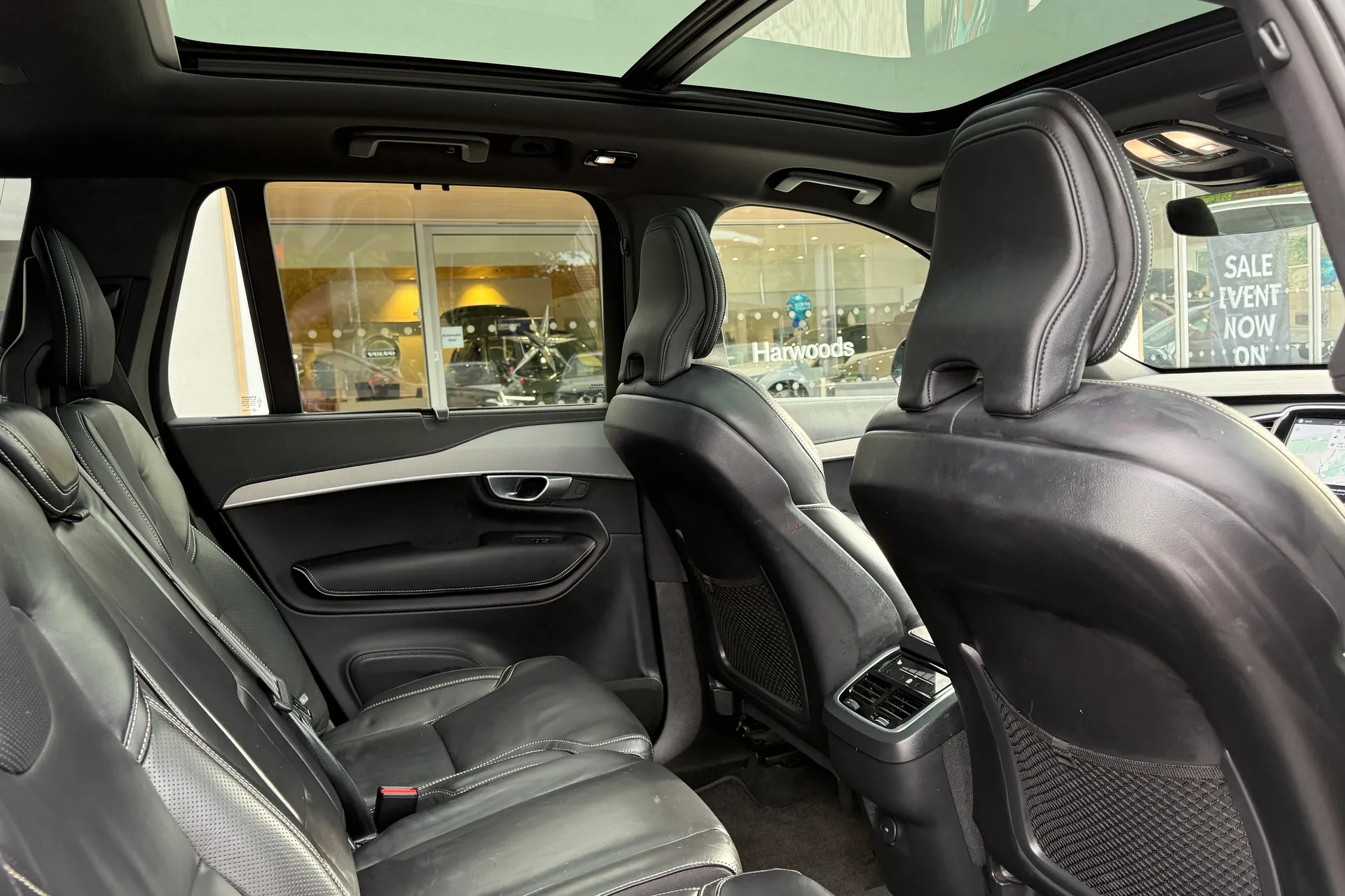 Volvo XC90 thumbnail image number 24
