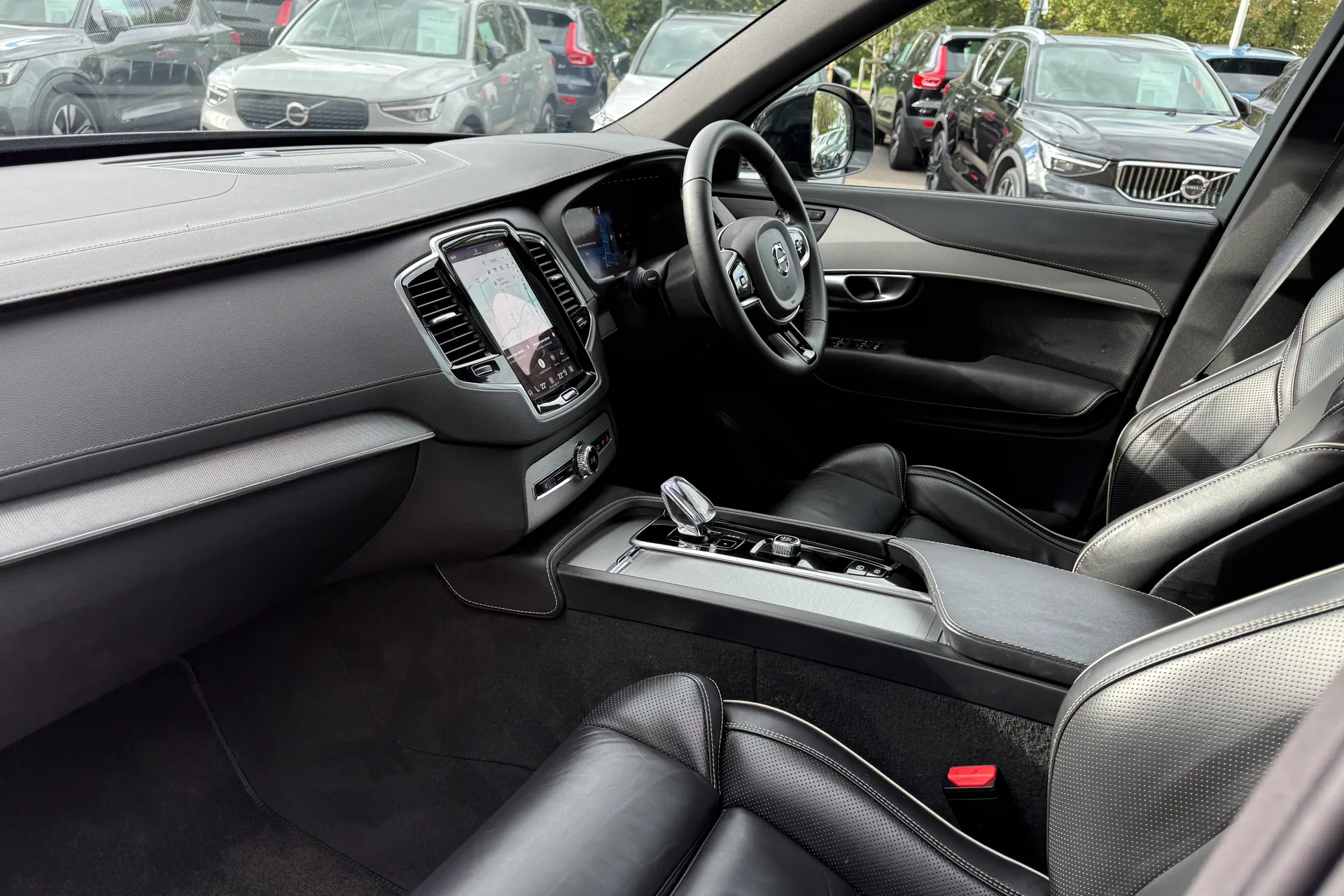 Volvo XC90 thumbnail image number 29