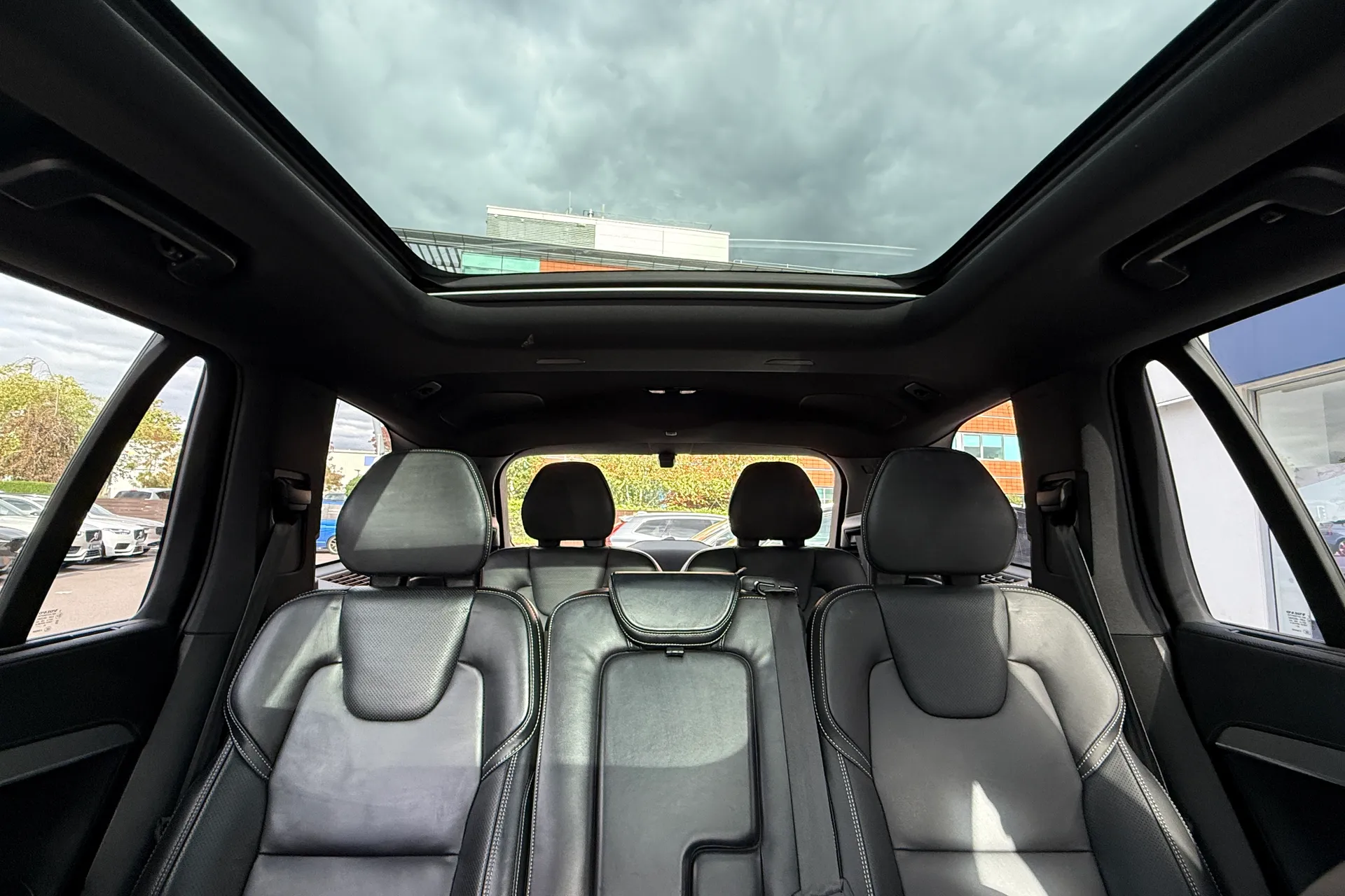 Volvo XC90 thumbnail image number 7