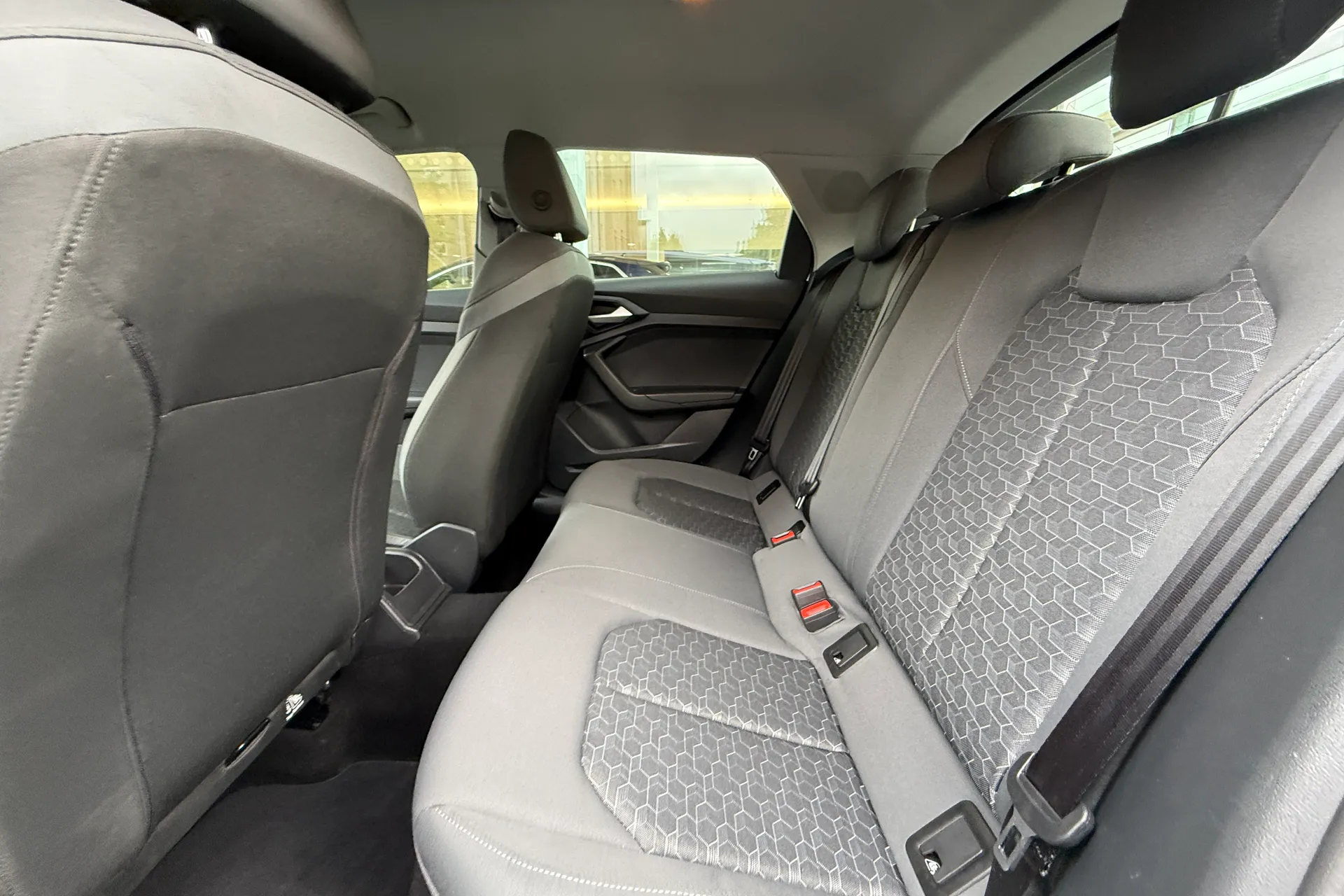 Audi A1 thumbnail image number 38