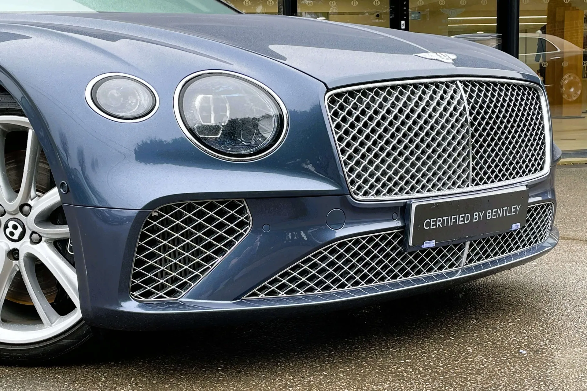 Bentley CONTINENTAL GT thumbnail image number 6