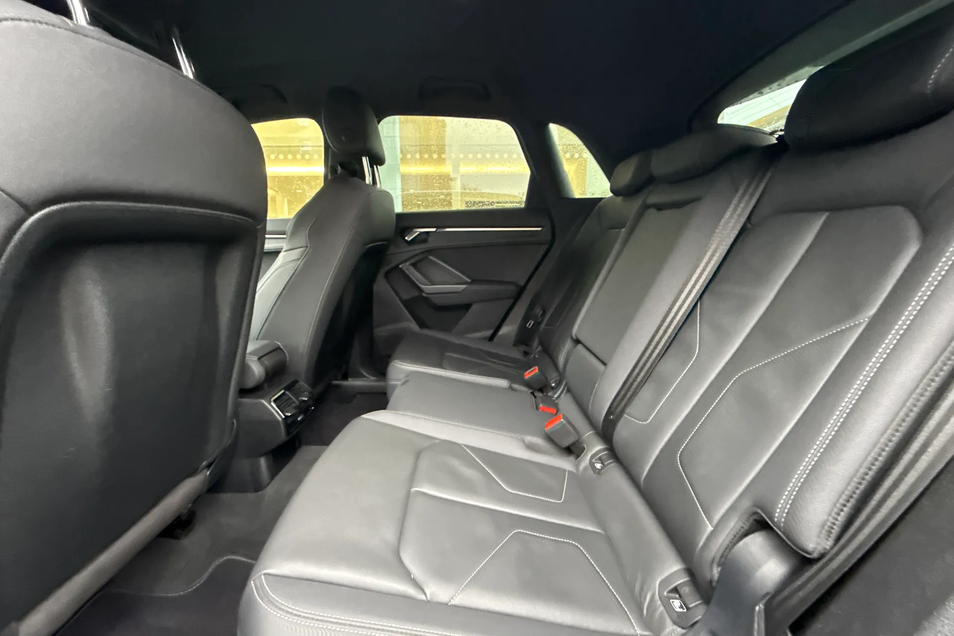Audi Q3 thumbnail image number 43