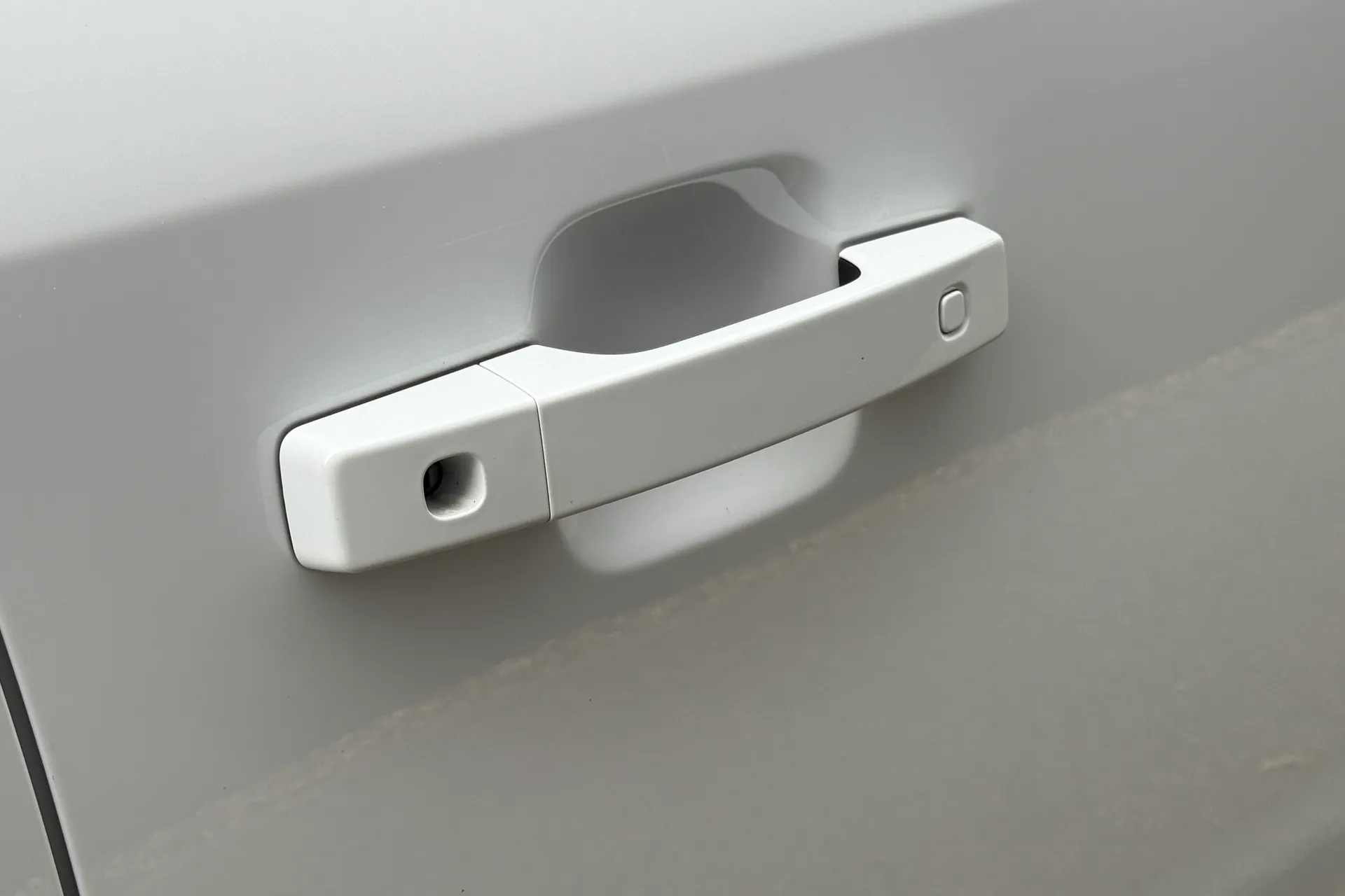 LAND ROVER DEFENDER thumbnail image number 24