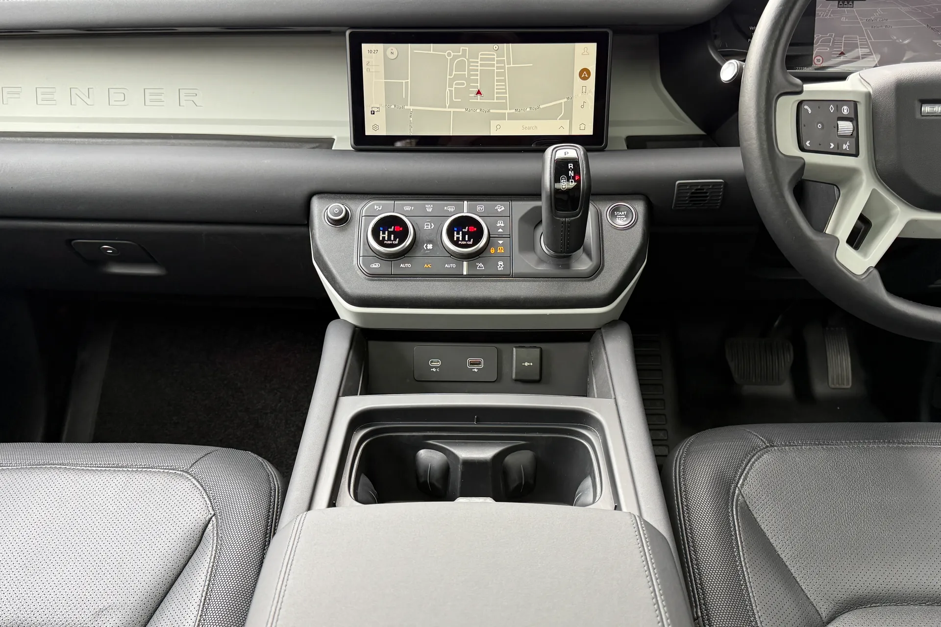 LAND ROVER DEFENDER thumbnail image number 28