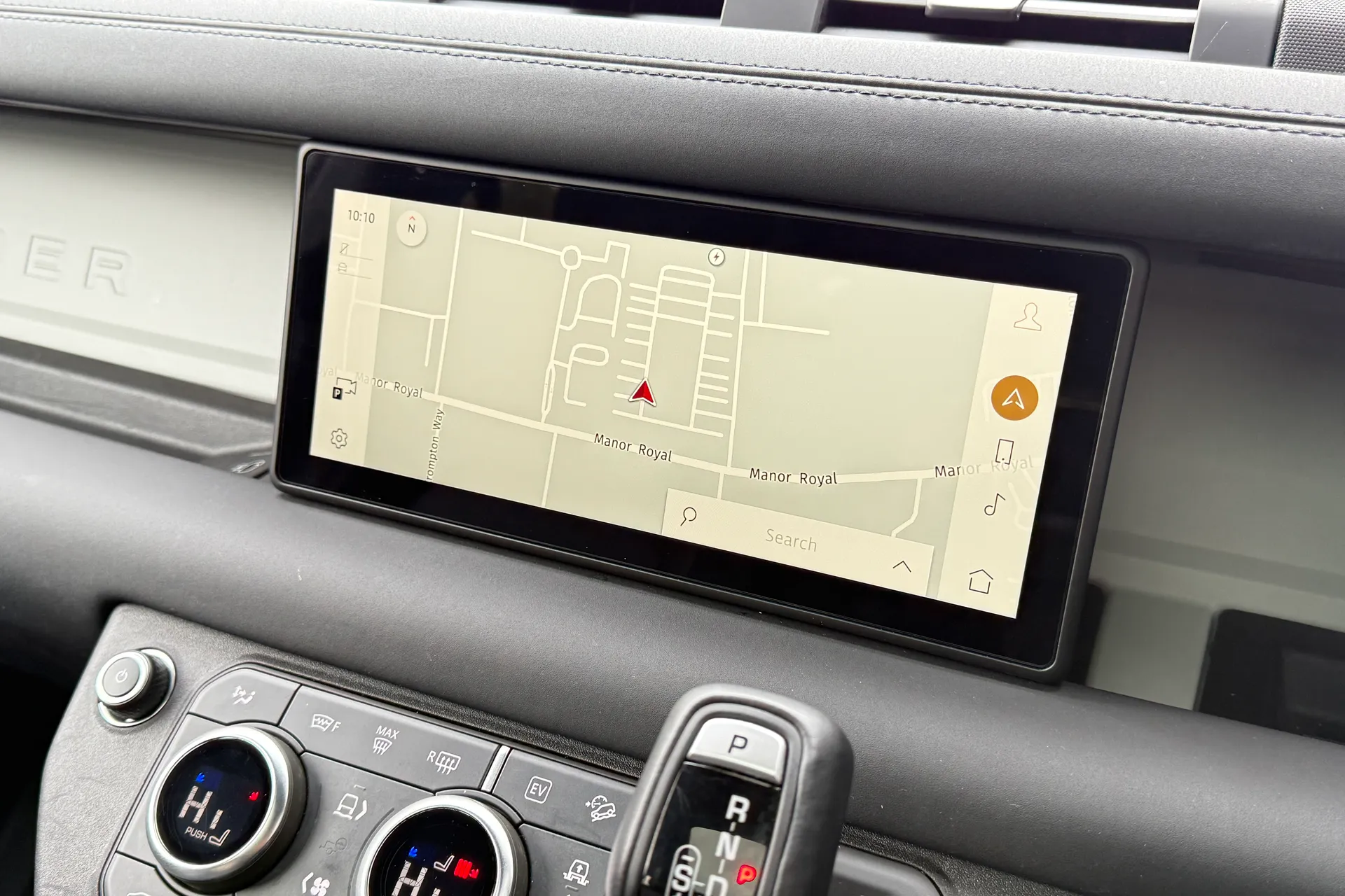 LAND ROVER DEFENDER thumbnail image number 6