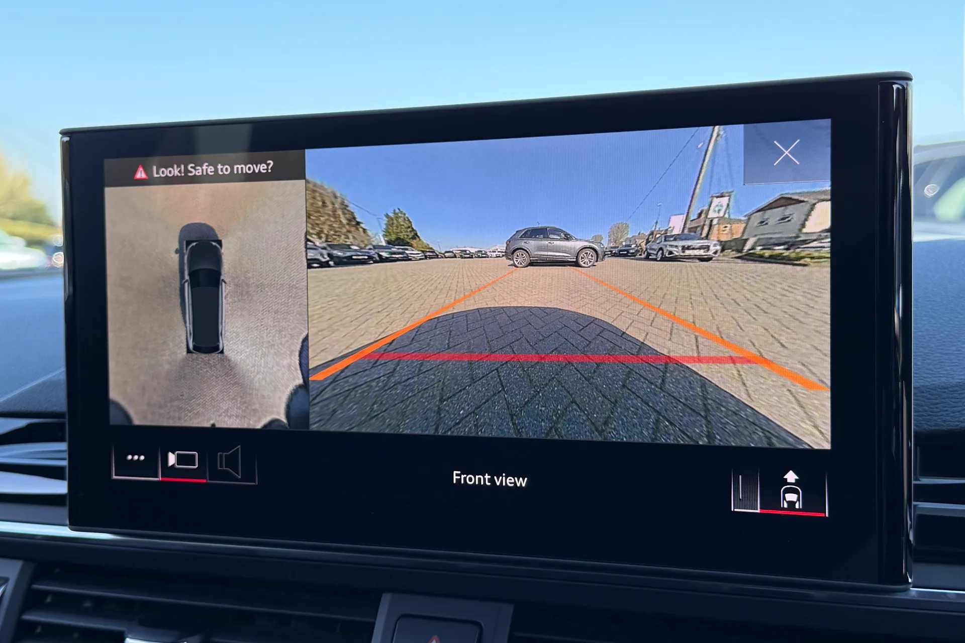 Audi RS4 thumbnail image number 8