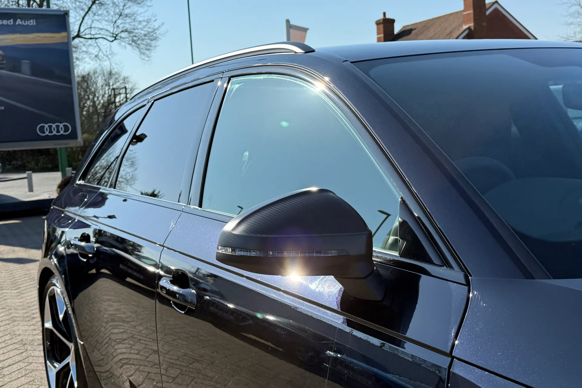 Audi RS4 thumbnail image number 49