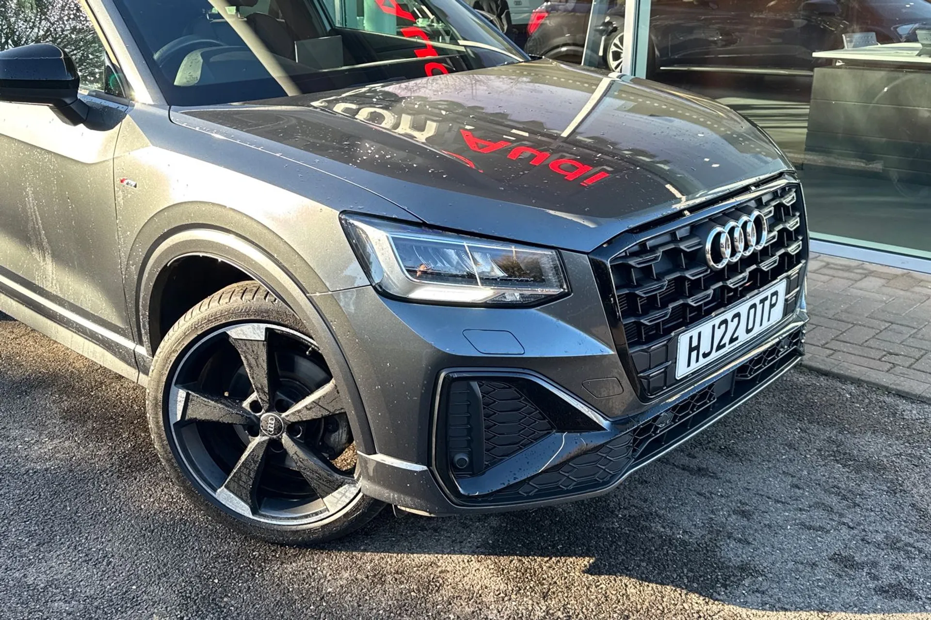 Audi Q2 thumbnail image number 15