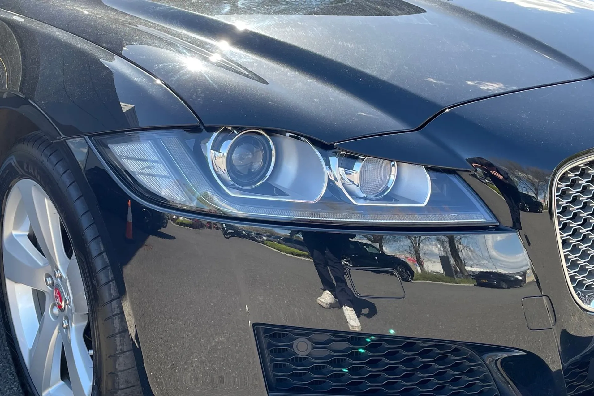 Jaguar XF thumbnail image number 54