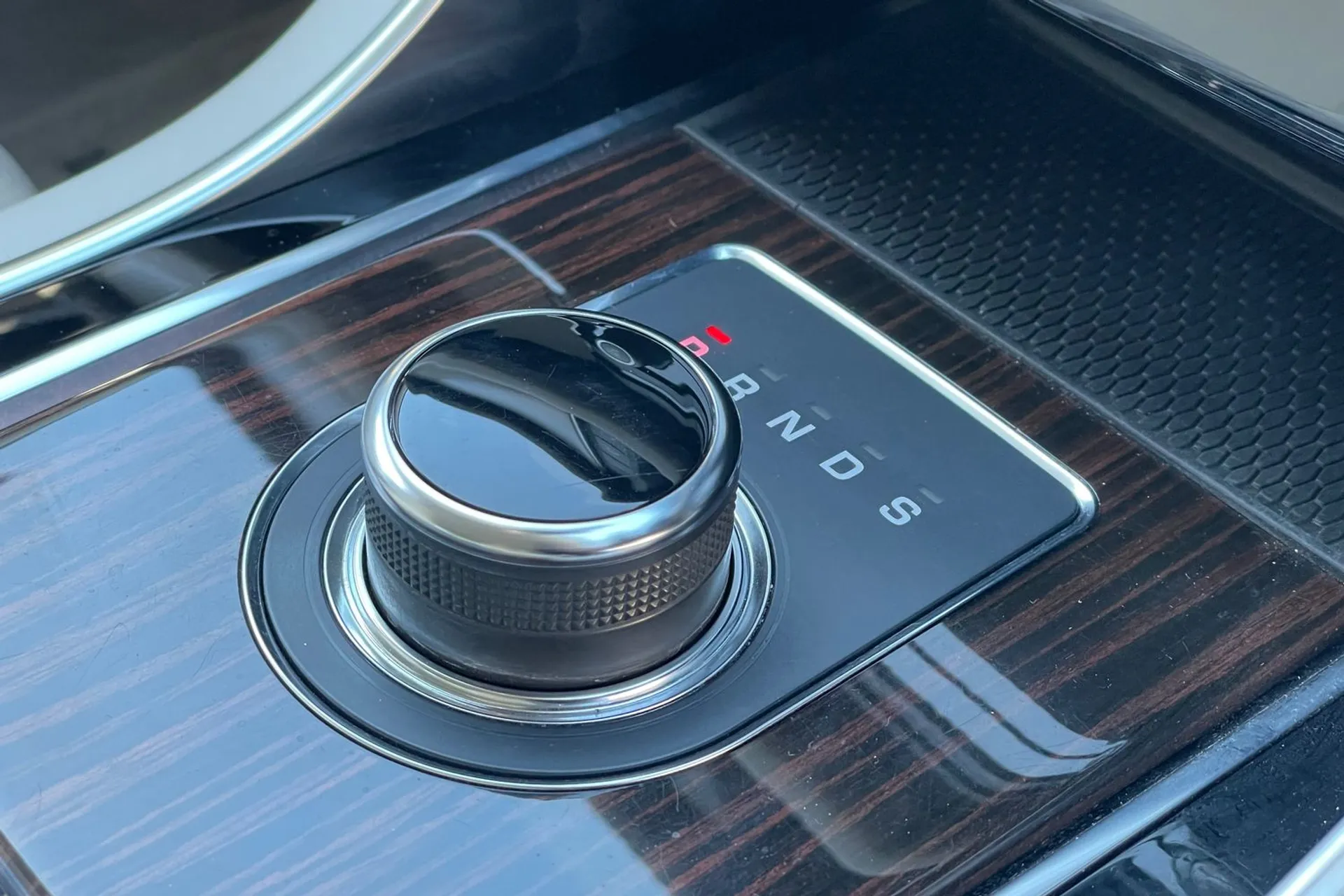 Jaguar XF thumbnail image number 21