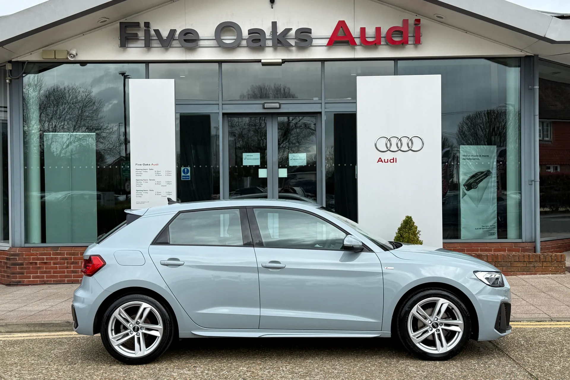 Audi A1 thumbnail image number 2