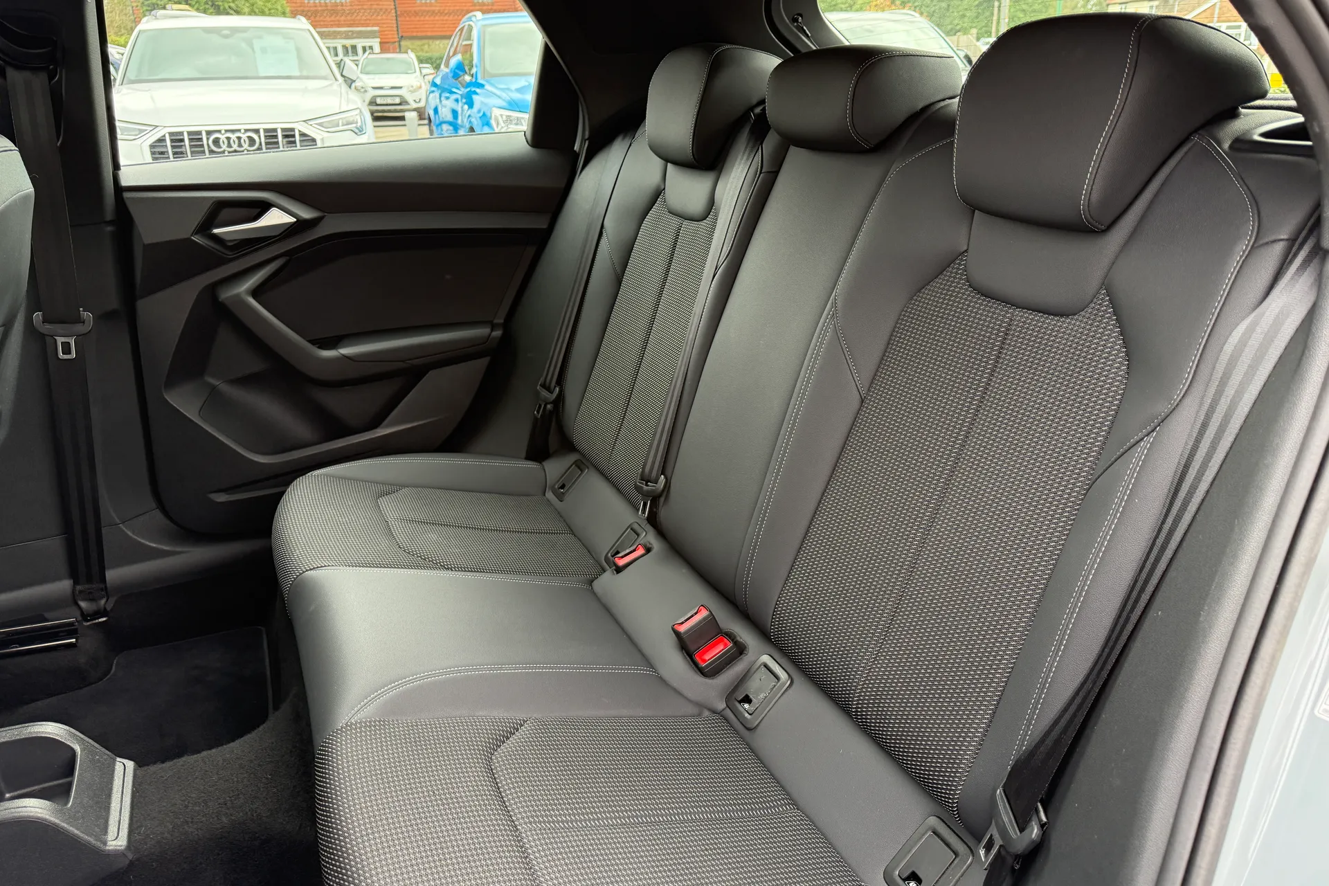 Audi A1 thumbnail image number 37