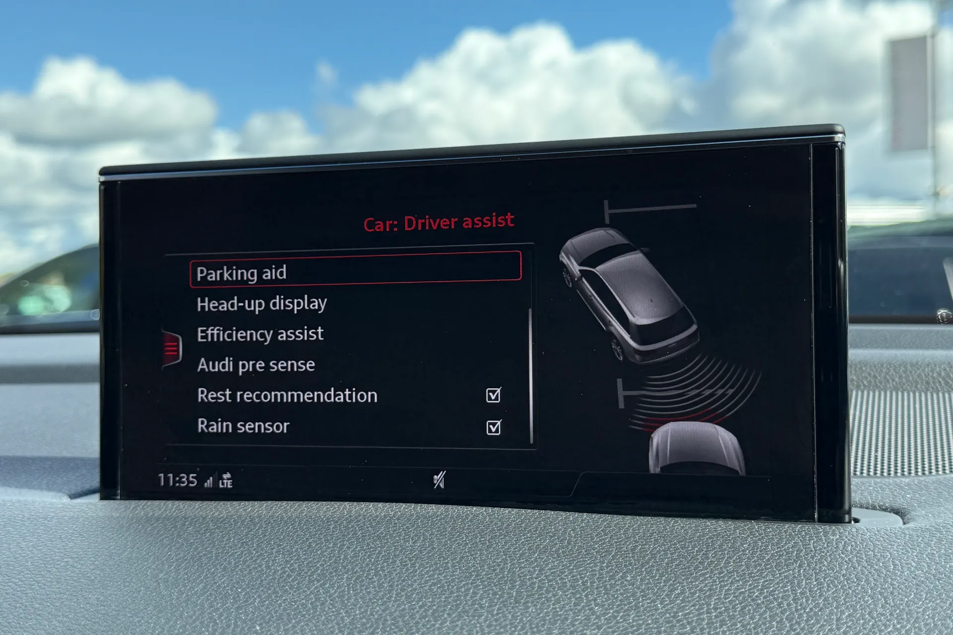 Audi Q7 thumbnail image number 13