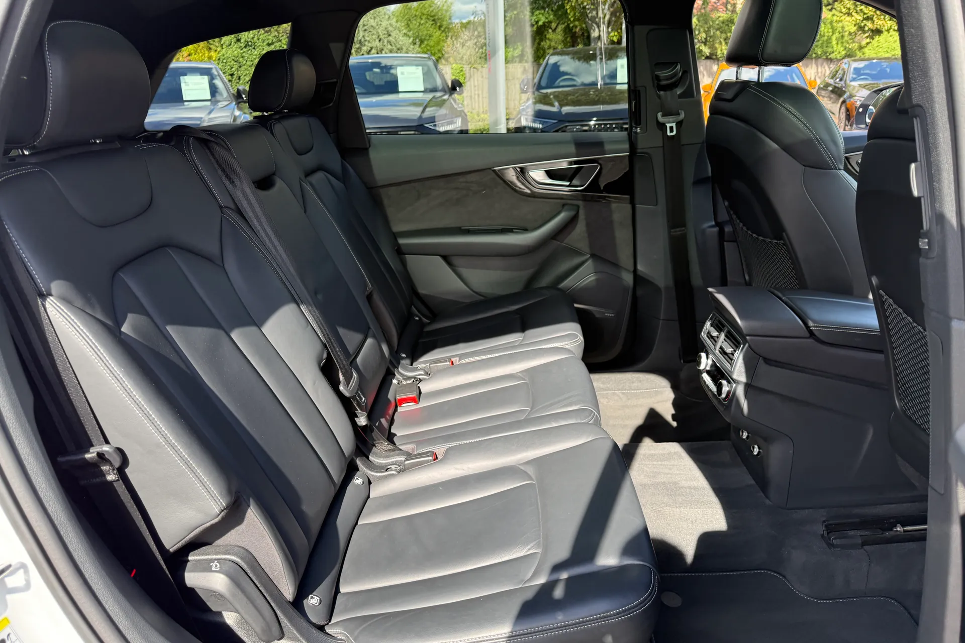 Audi Q7 thumbnail image number 51