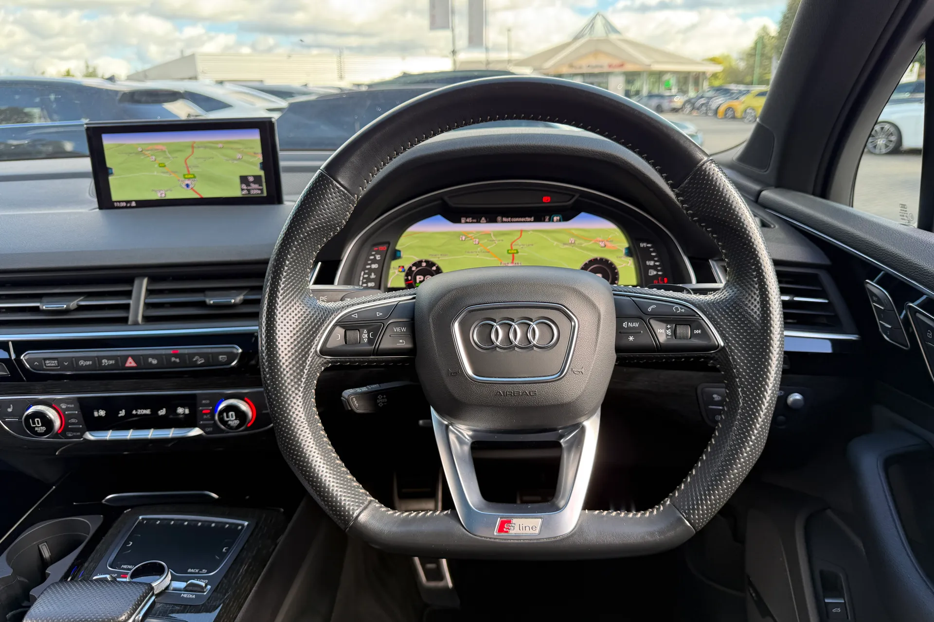 Audi Q7 thumbnail image number 6