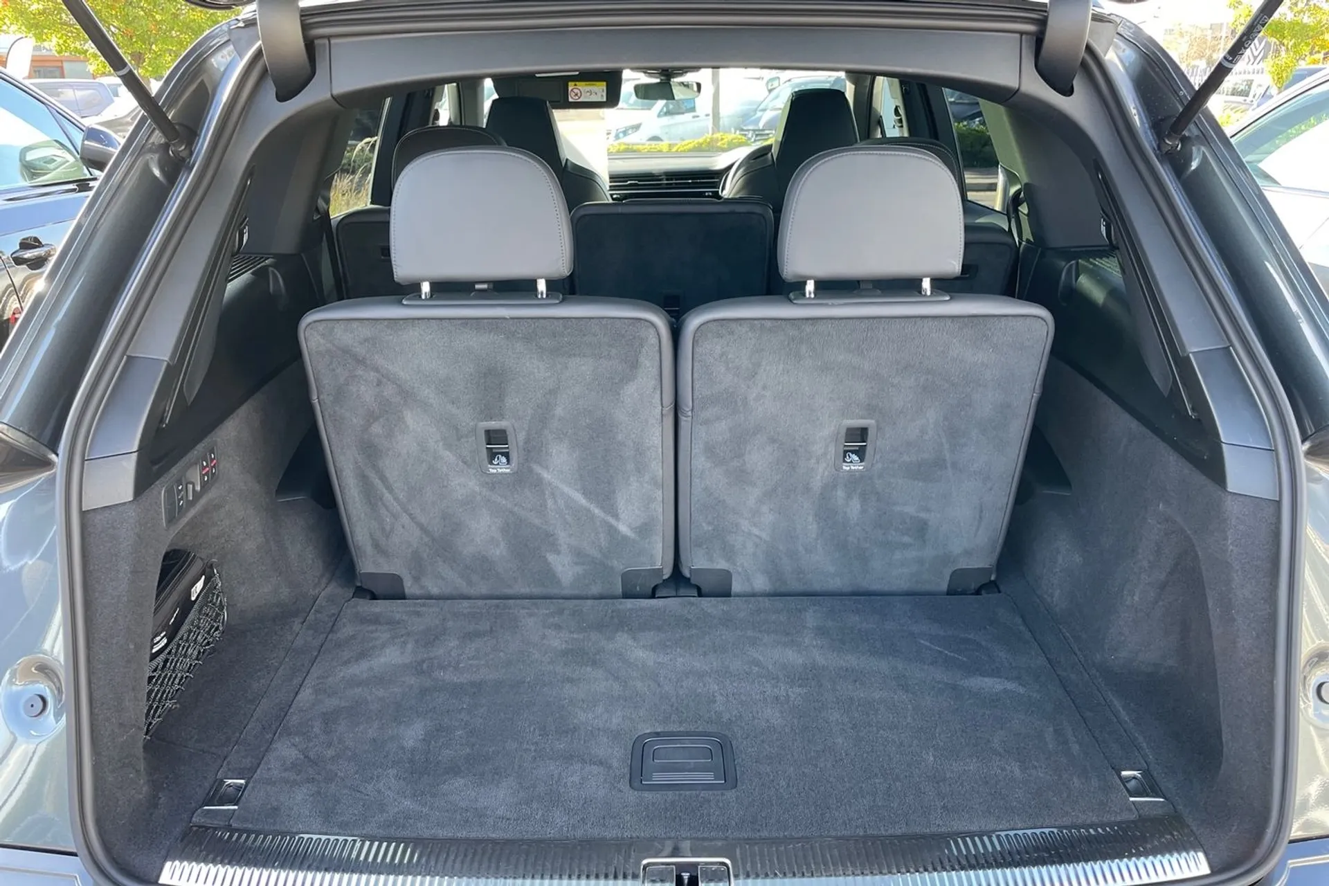 Audi SQ7 BLACK EDITION TFSI QU thumbnail image number 52