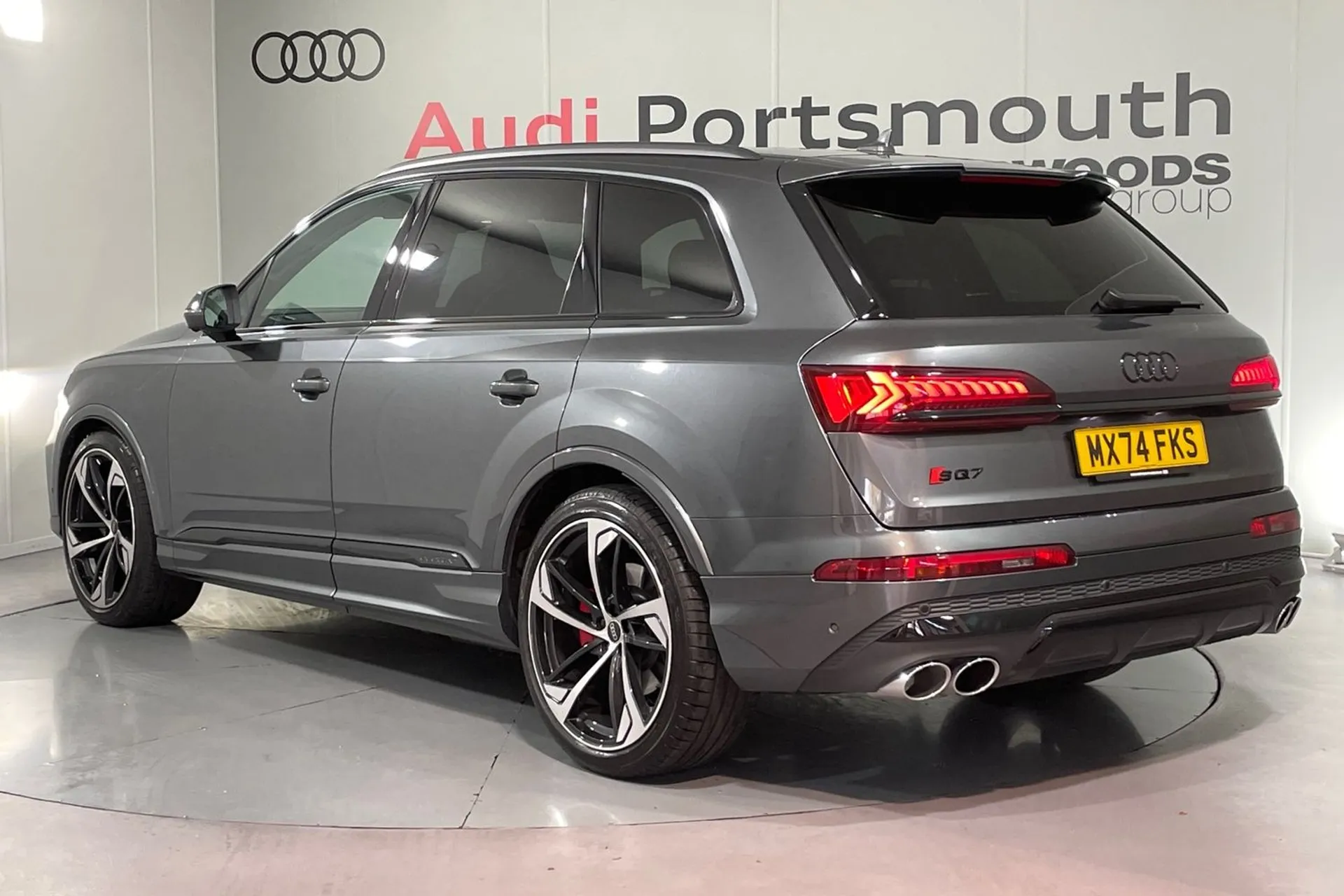 Audi SQ7 BLACK EDITION TFSI QU thumbnail image number 10