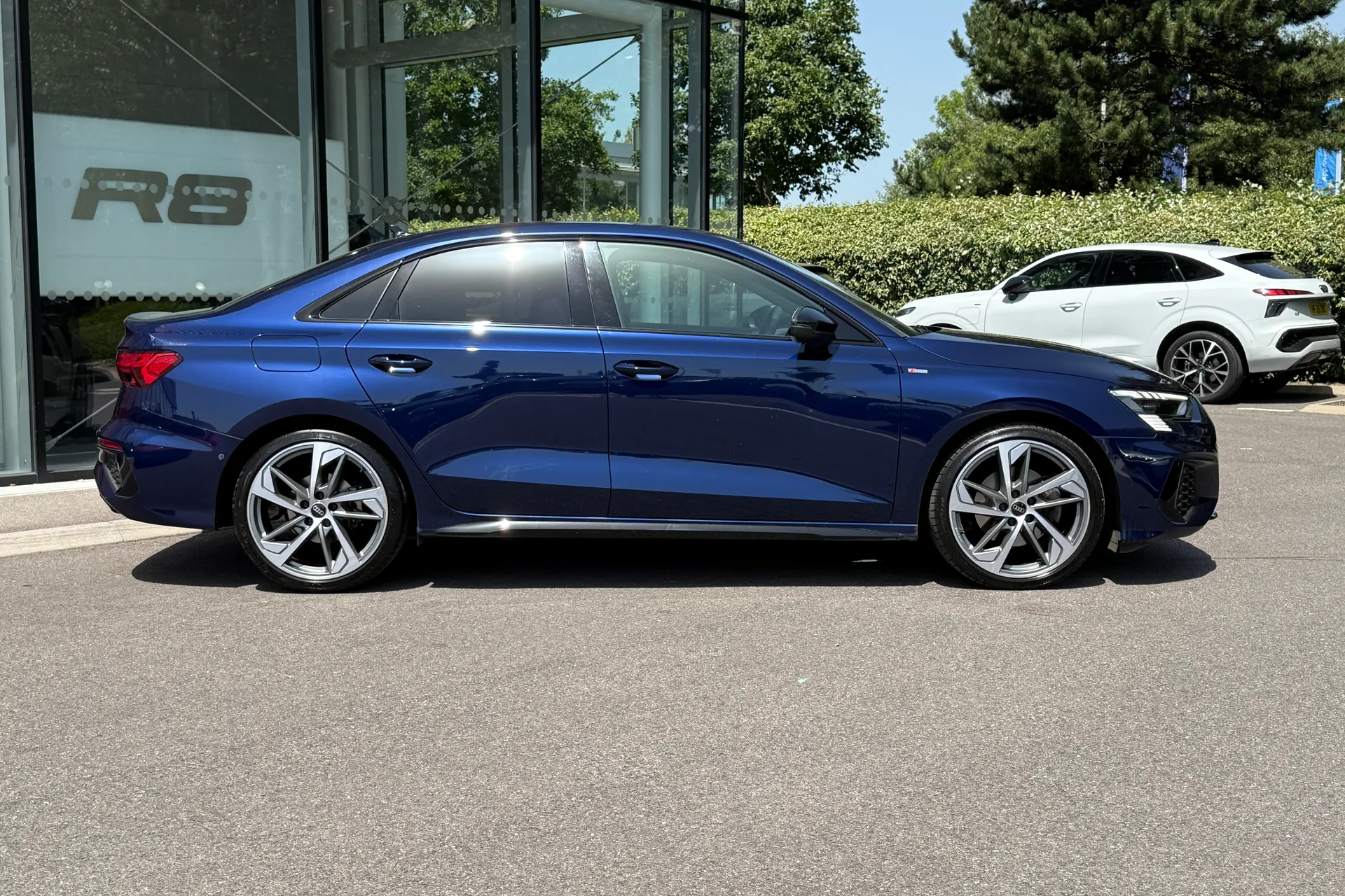 Audi A3 thumbnail image number 2