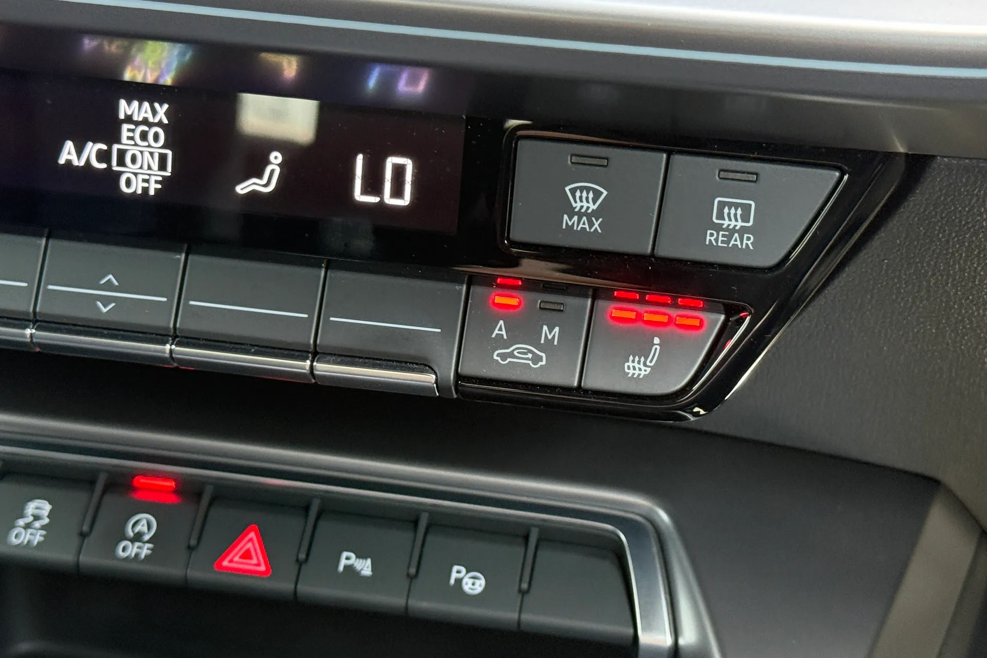 Audi A3 thumbnail image number 31