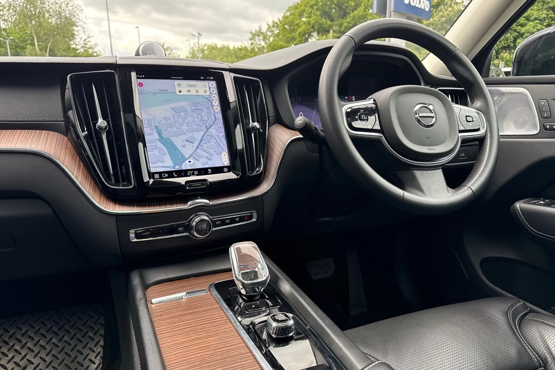 Volvo XC60 thumbnail image number 36