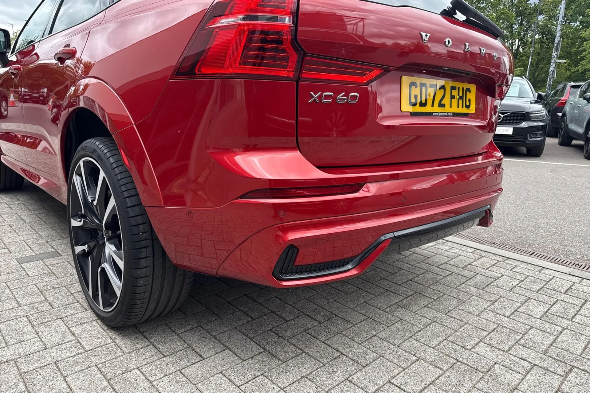 Volvo XC60 thumbnail image number 19