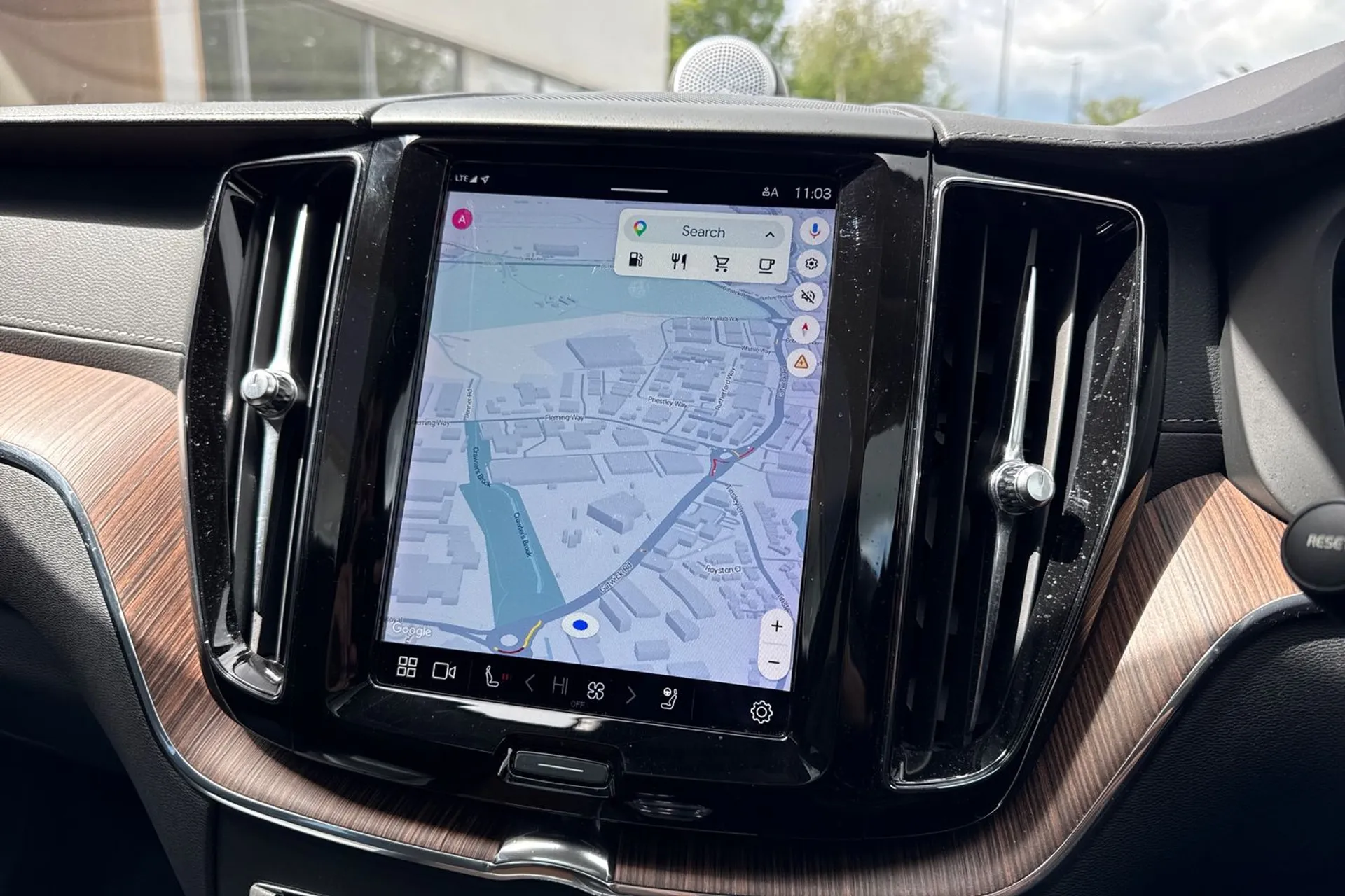 Volvo XC60 thumbnail image number 5