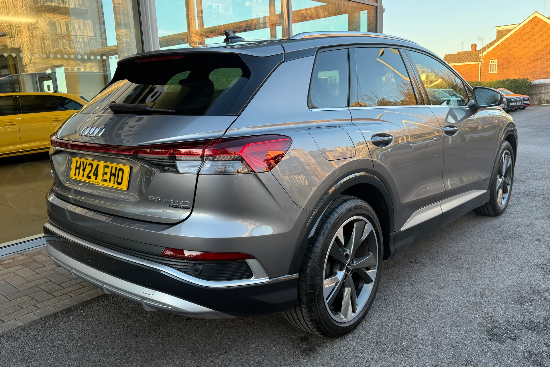 Audi Q4 thumbnail image number 63