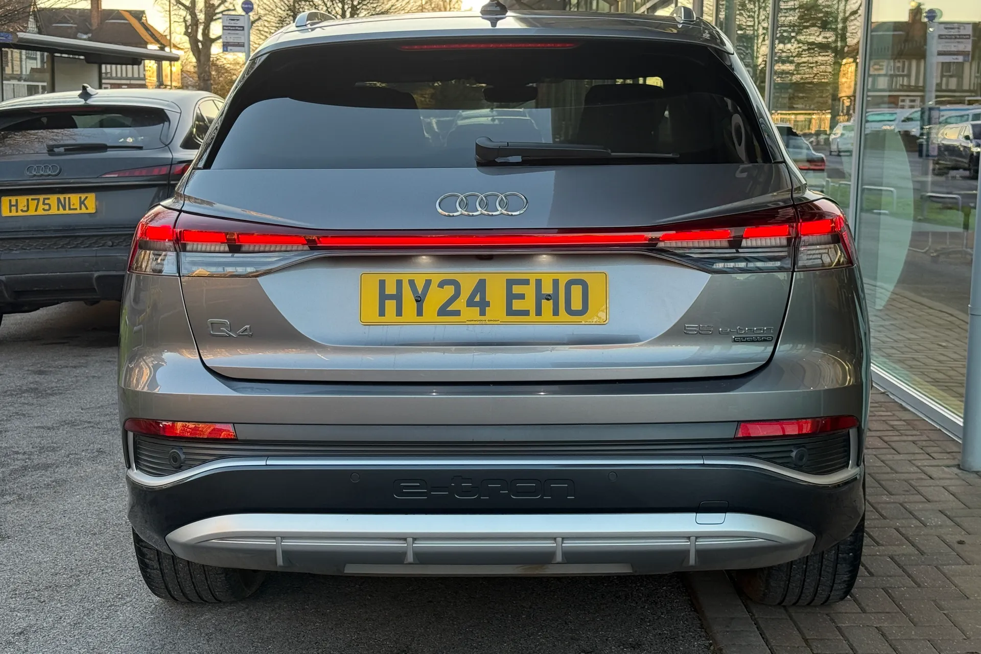 Audi Q4 thumbnail image number 44