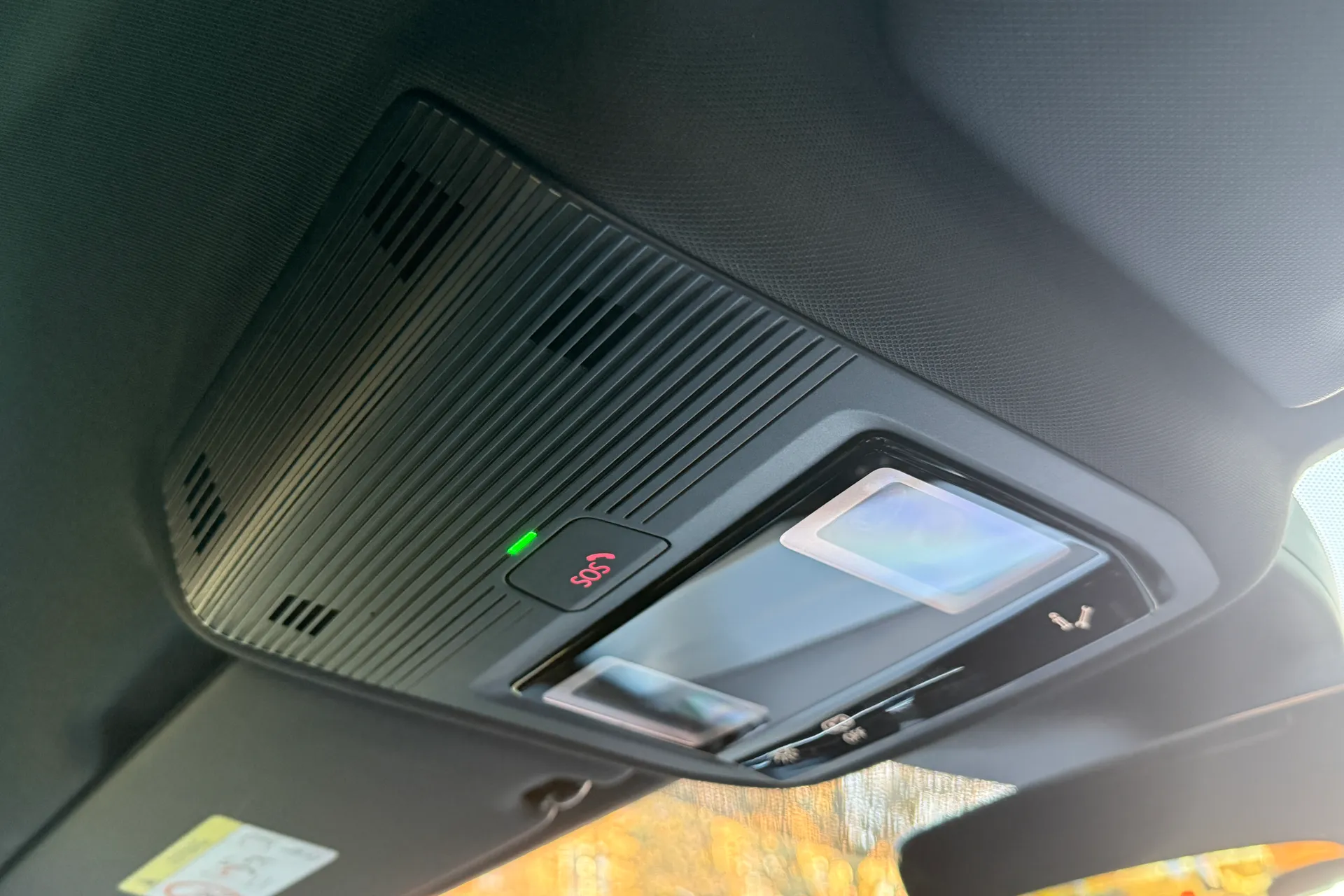 Audi Q4 thumbnail image number 28