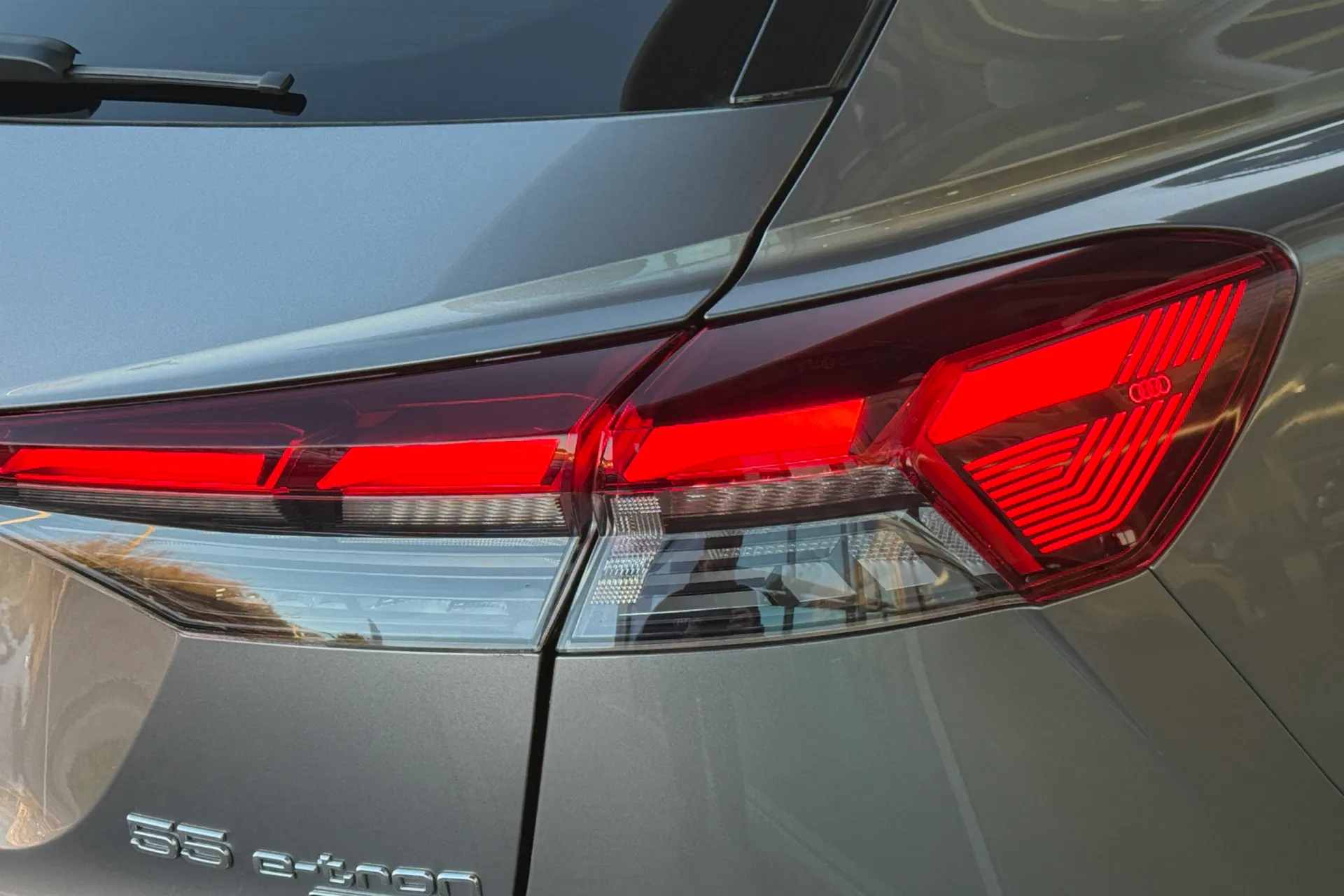 Audi Q4 thumbnail image number 43