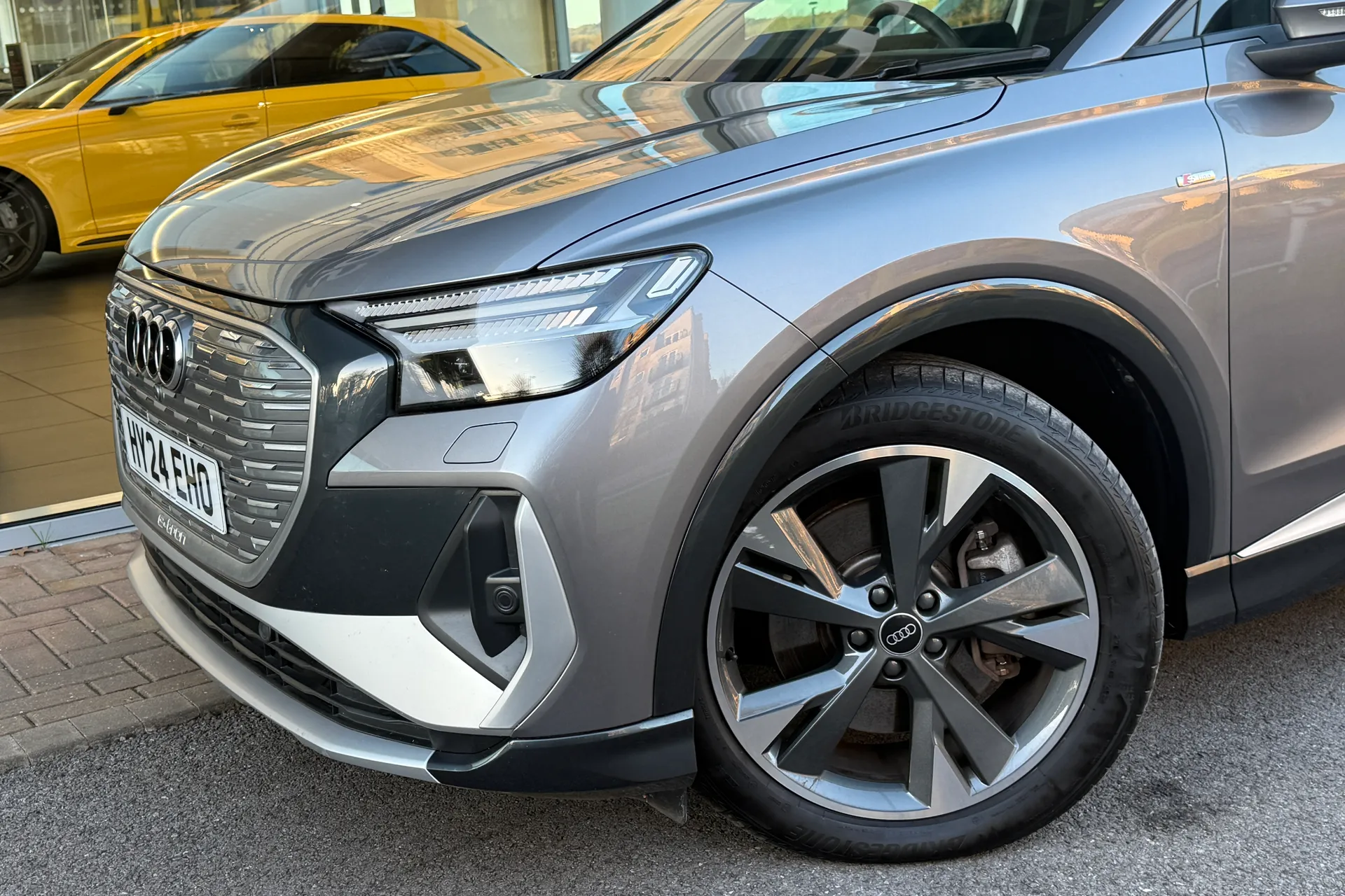 Audi Q4 thumbnail image number 61