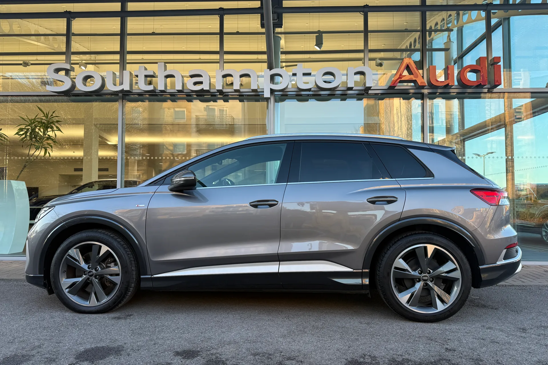 Audi Q4 thumbnail image number 55