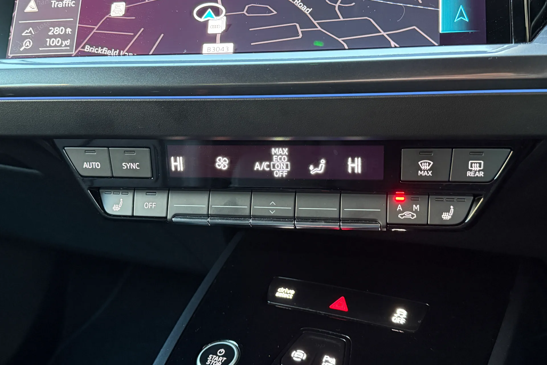 Audi Q4 thumbnail image number 19