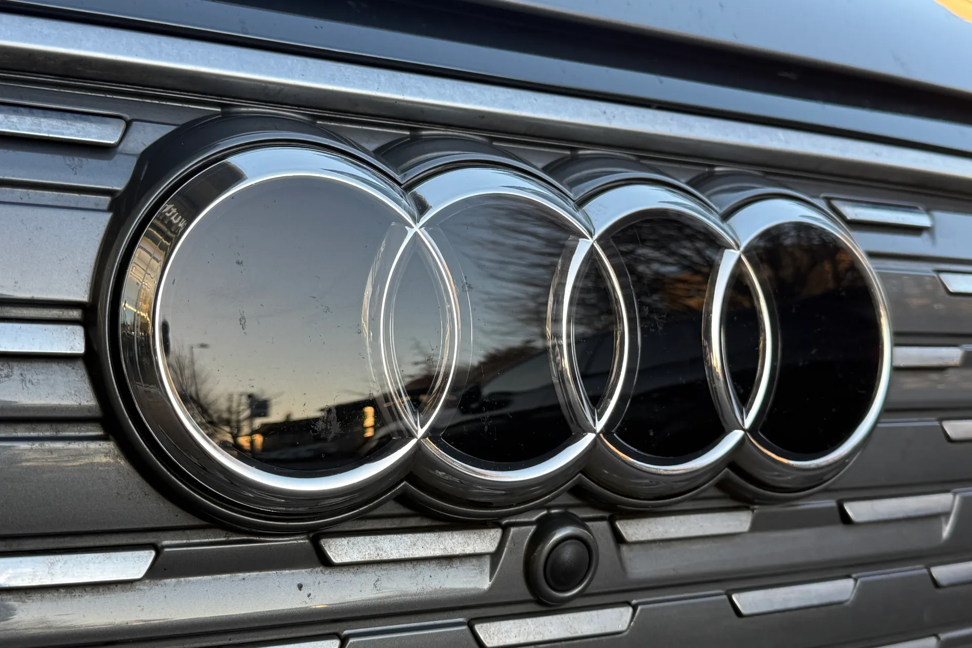 Audi Q4 thumbnail image number 60