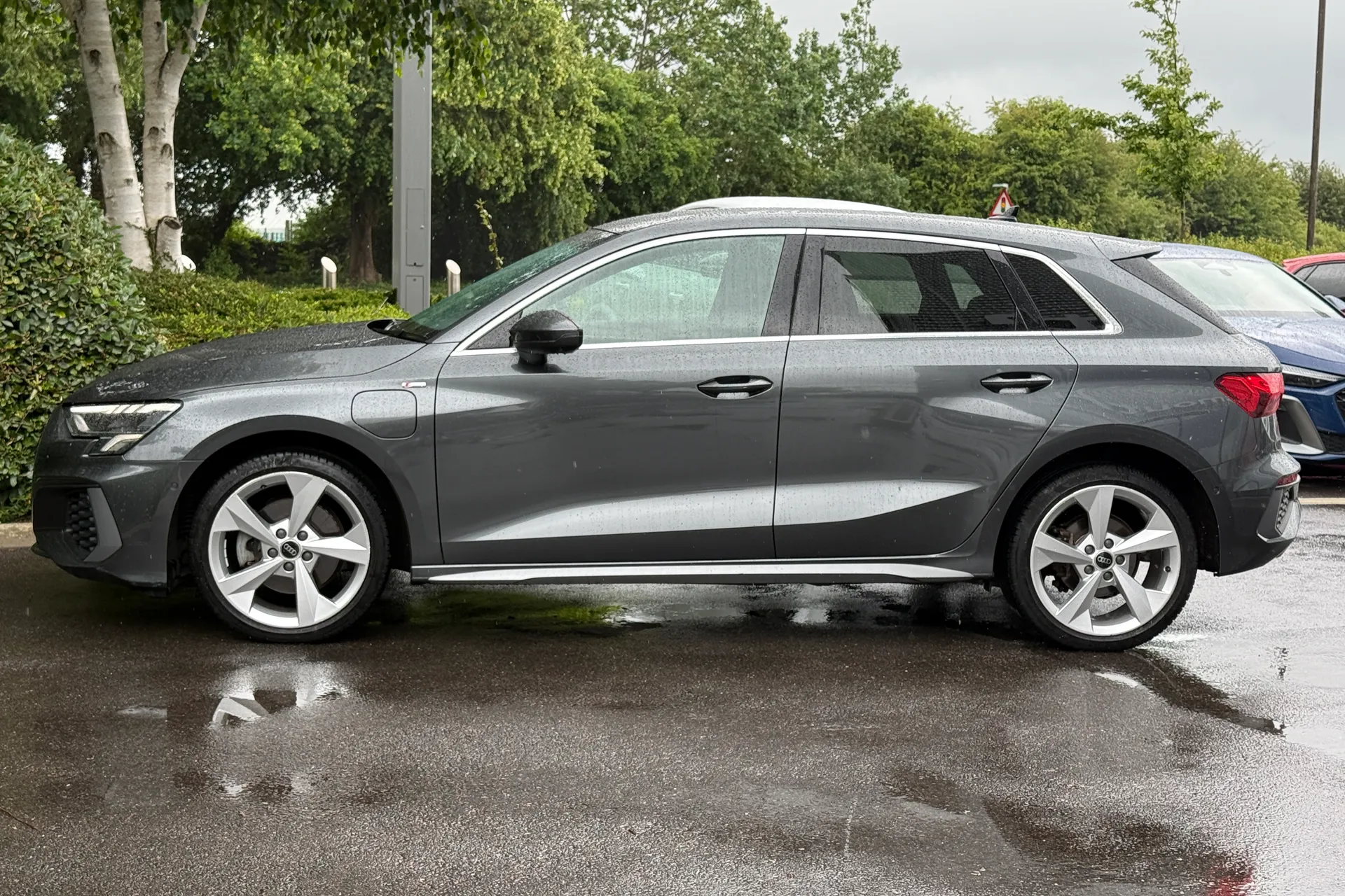 Audi A3 thumbnail image number 38