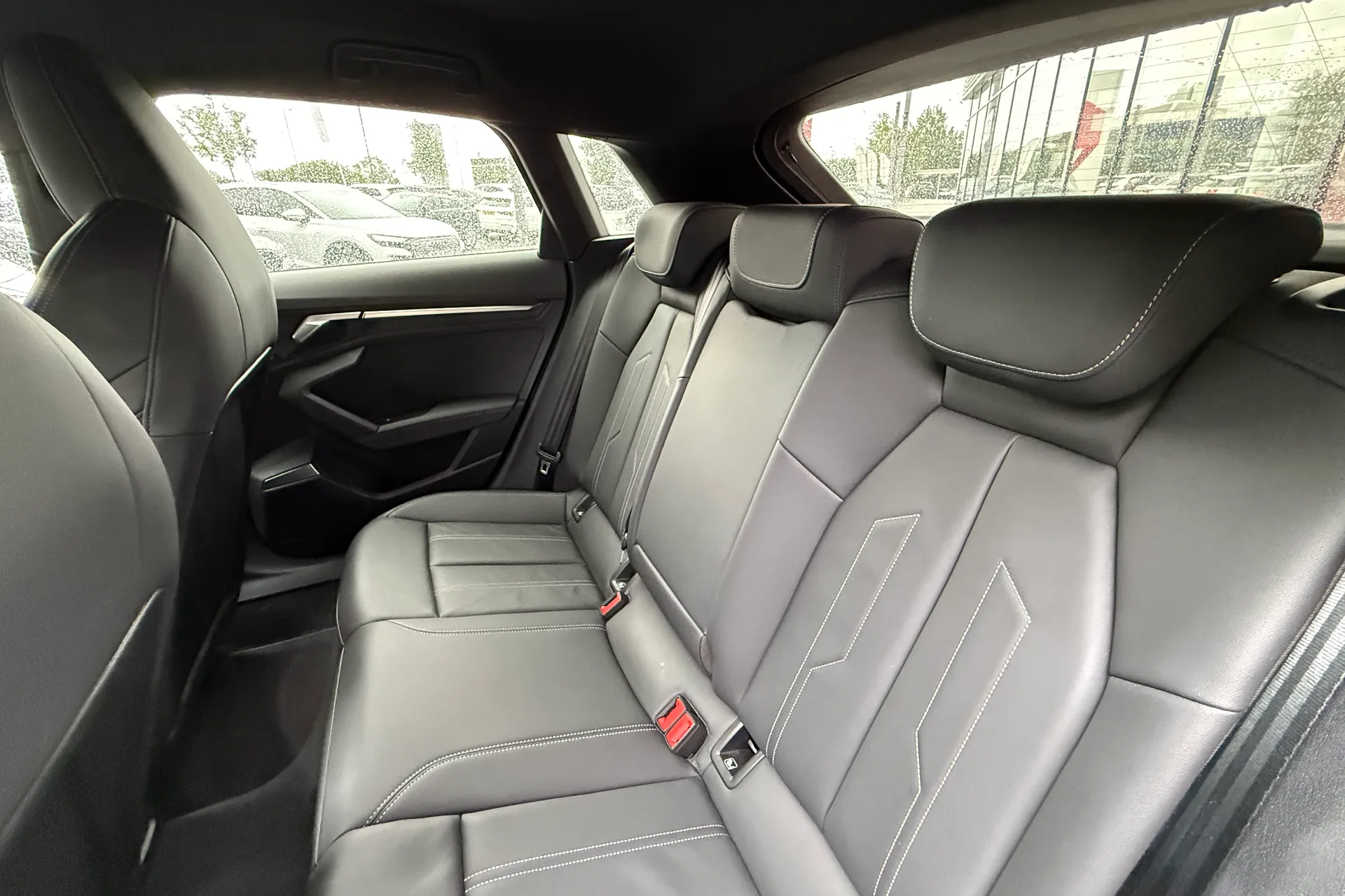 Audi A3 thumbnail image number 32