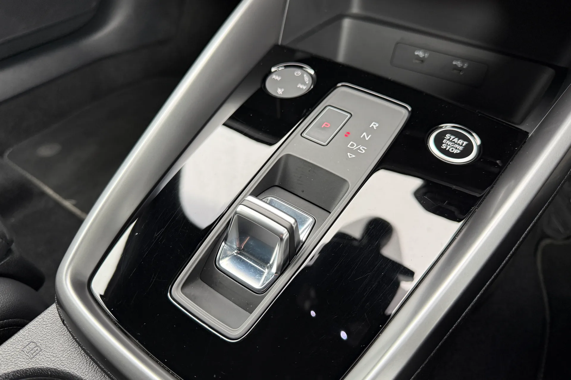 Audi A3 thumbnail image number 17