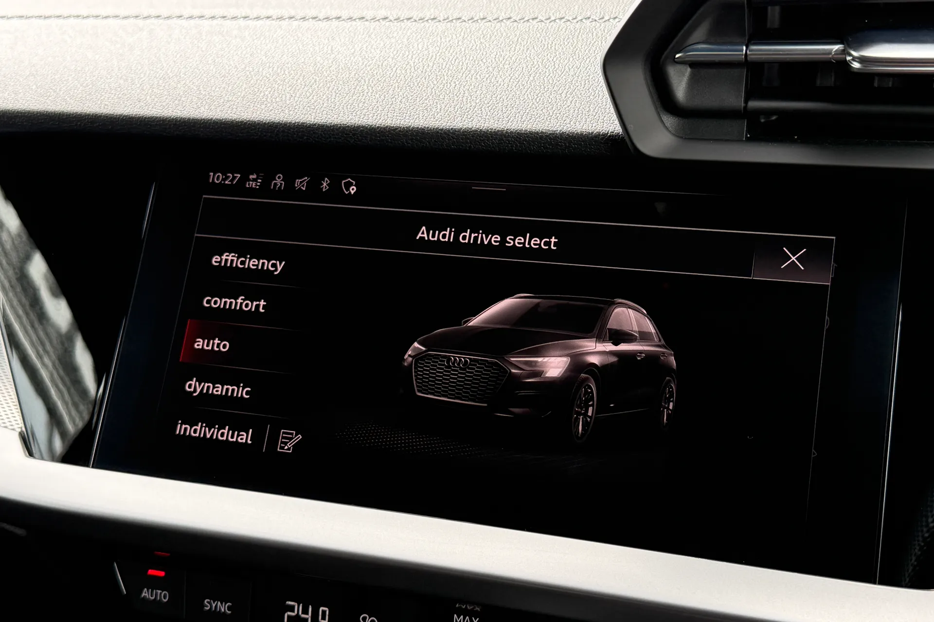 Audi A3 thumbnail image number 36