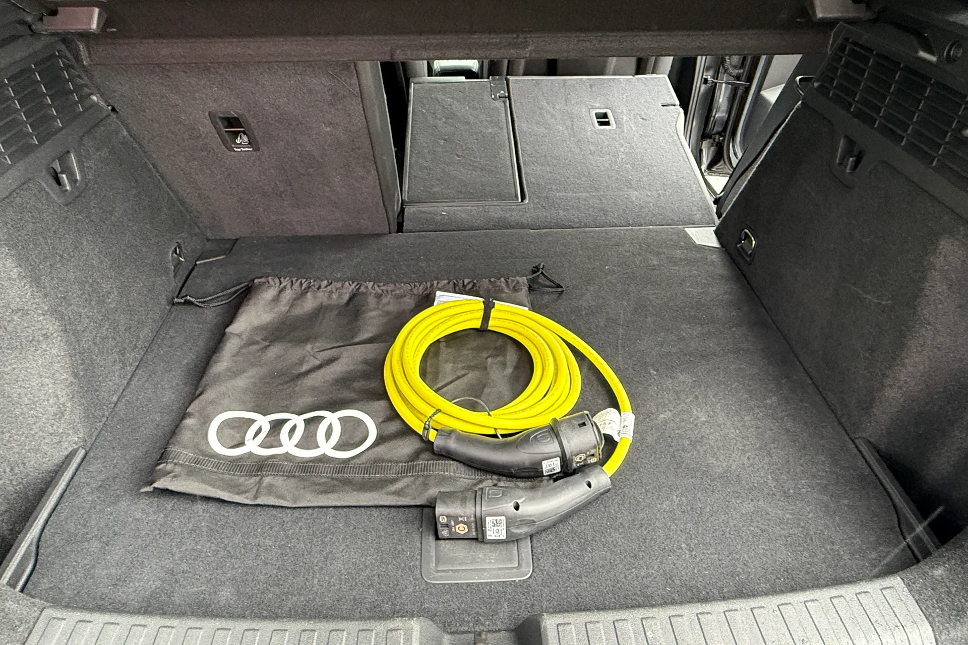 Audi A3 thumbnail image number 45