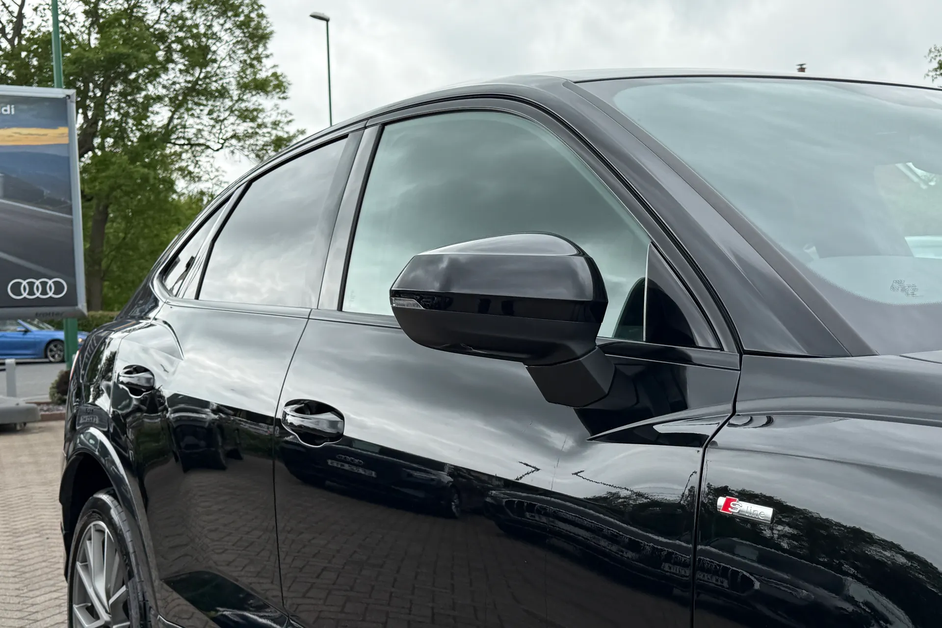 Audi Q3 thumbnail image number 56