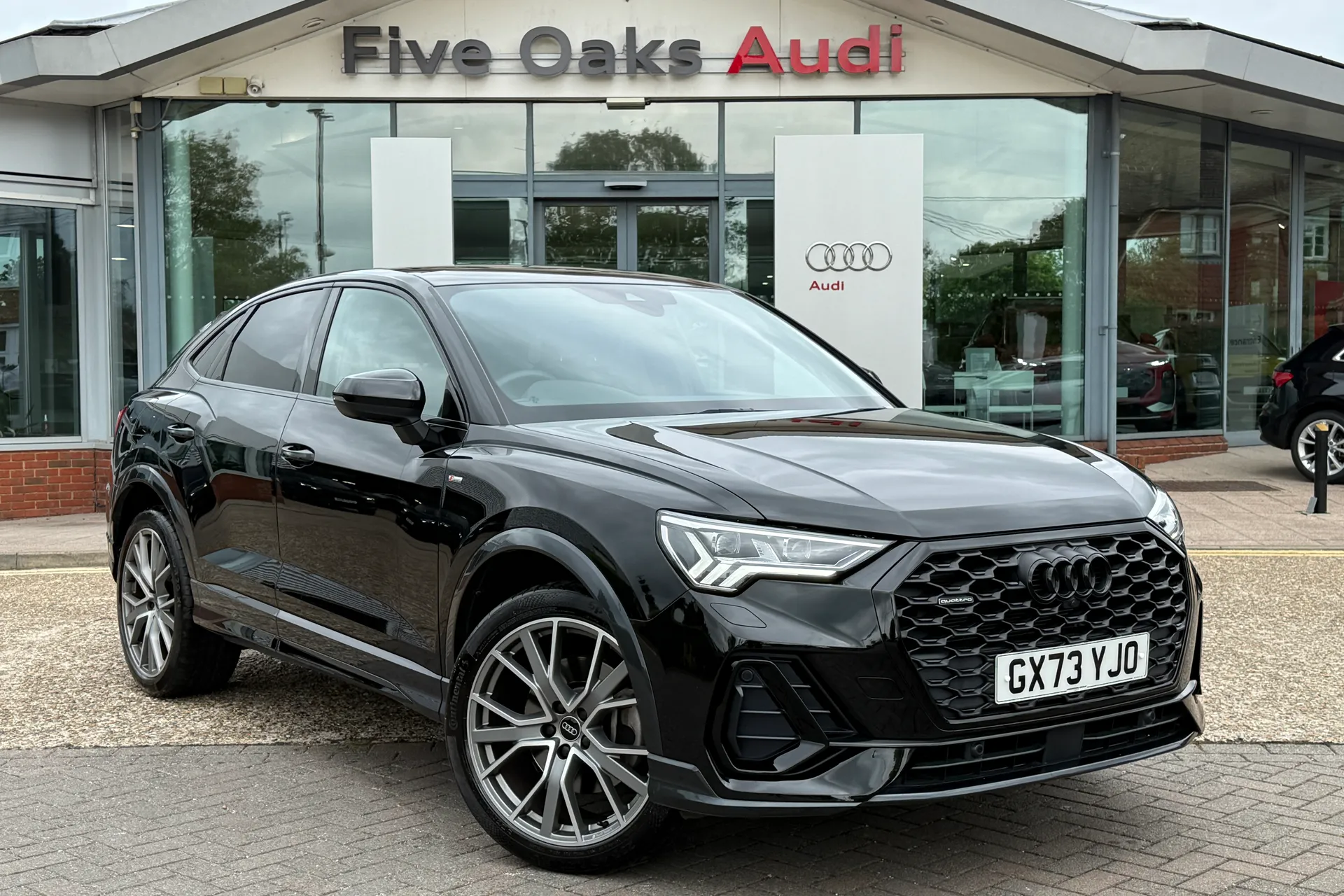 Audi Q3 focused image