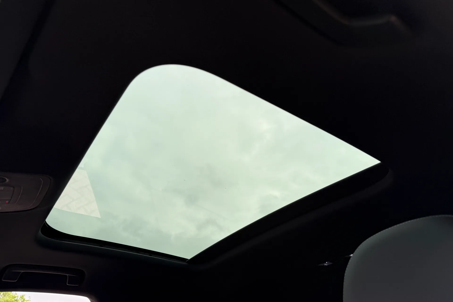 Audi Q3 thumbnail image number 37